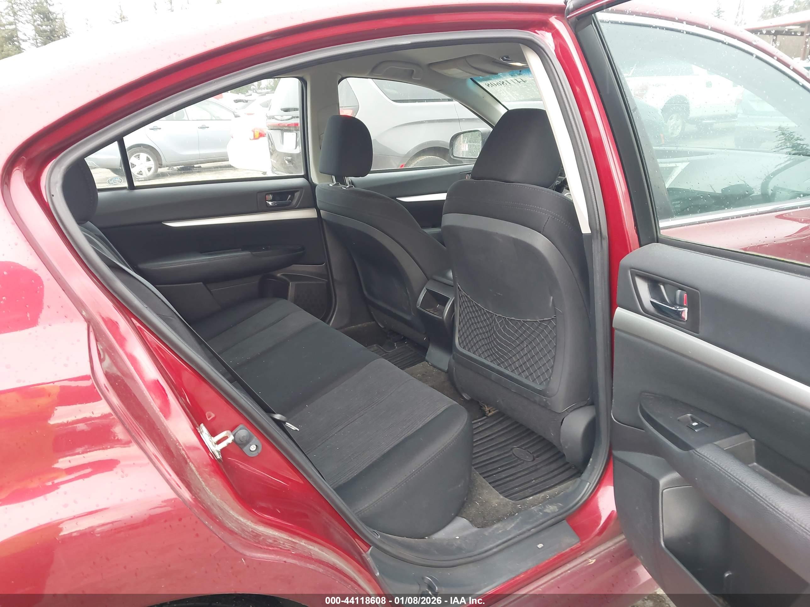 SUBARU LEGACY image 8