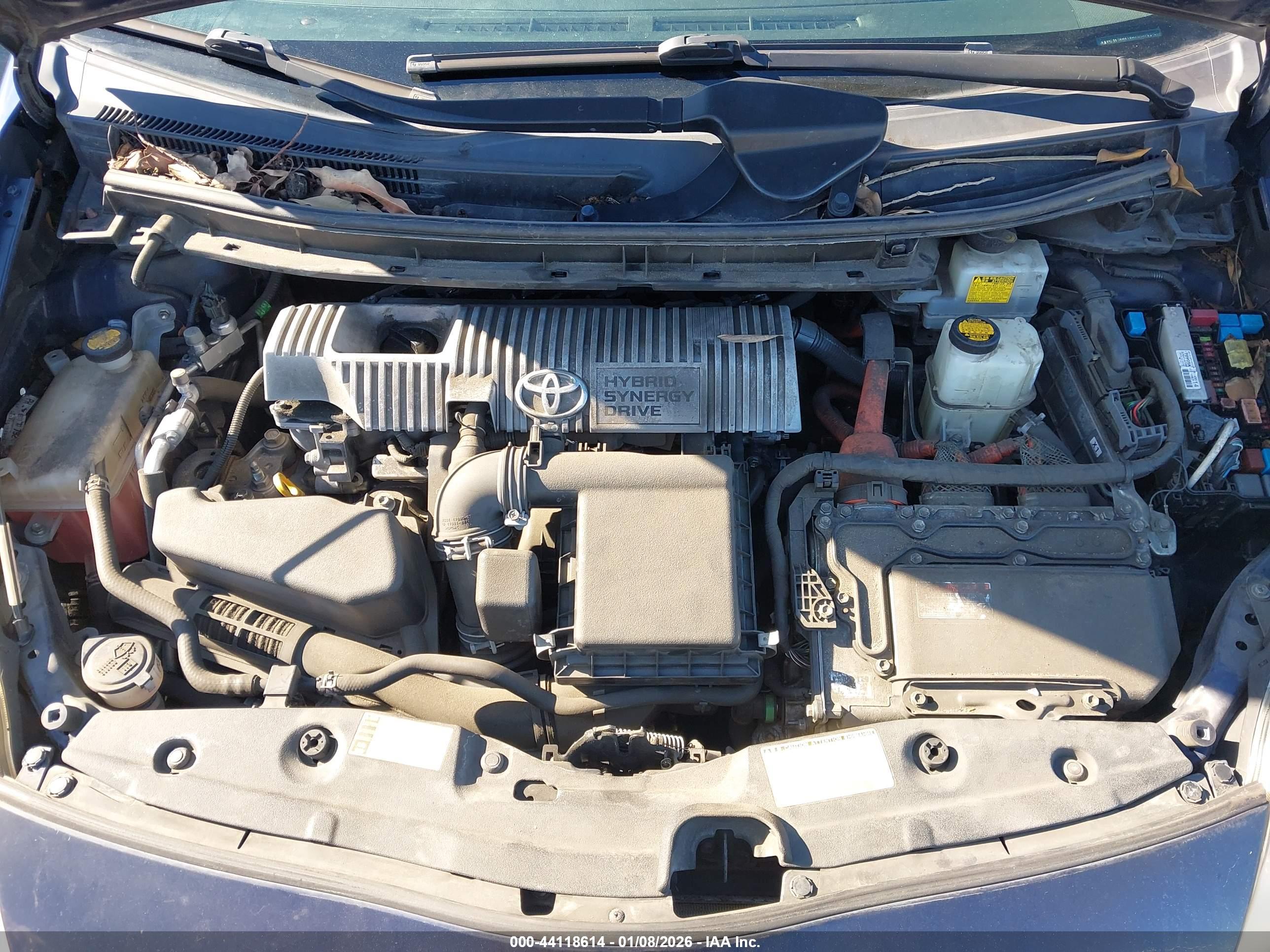 TOYOTA PRIUS image 10