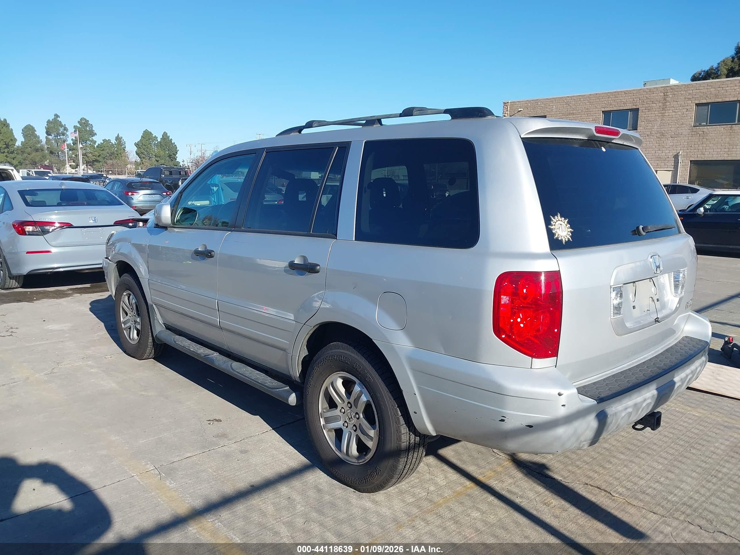 HONDA PILOT image 3