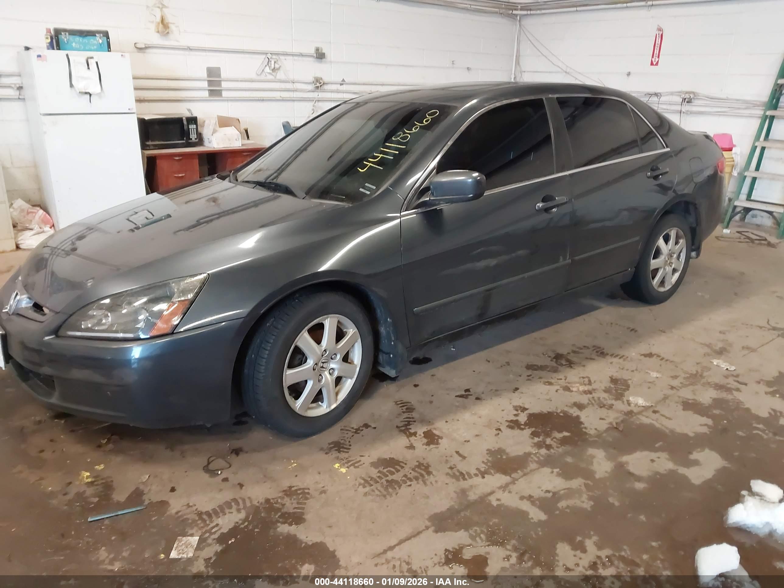 HONDA ACCORD image 2