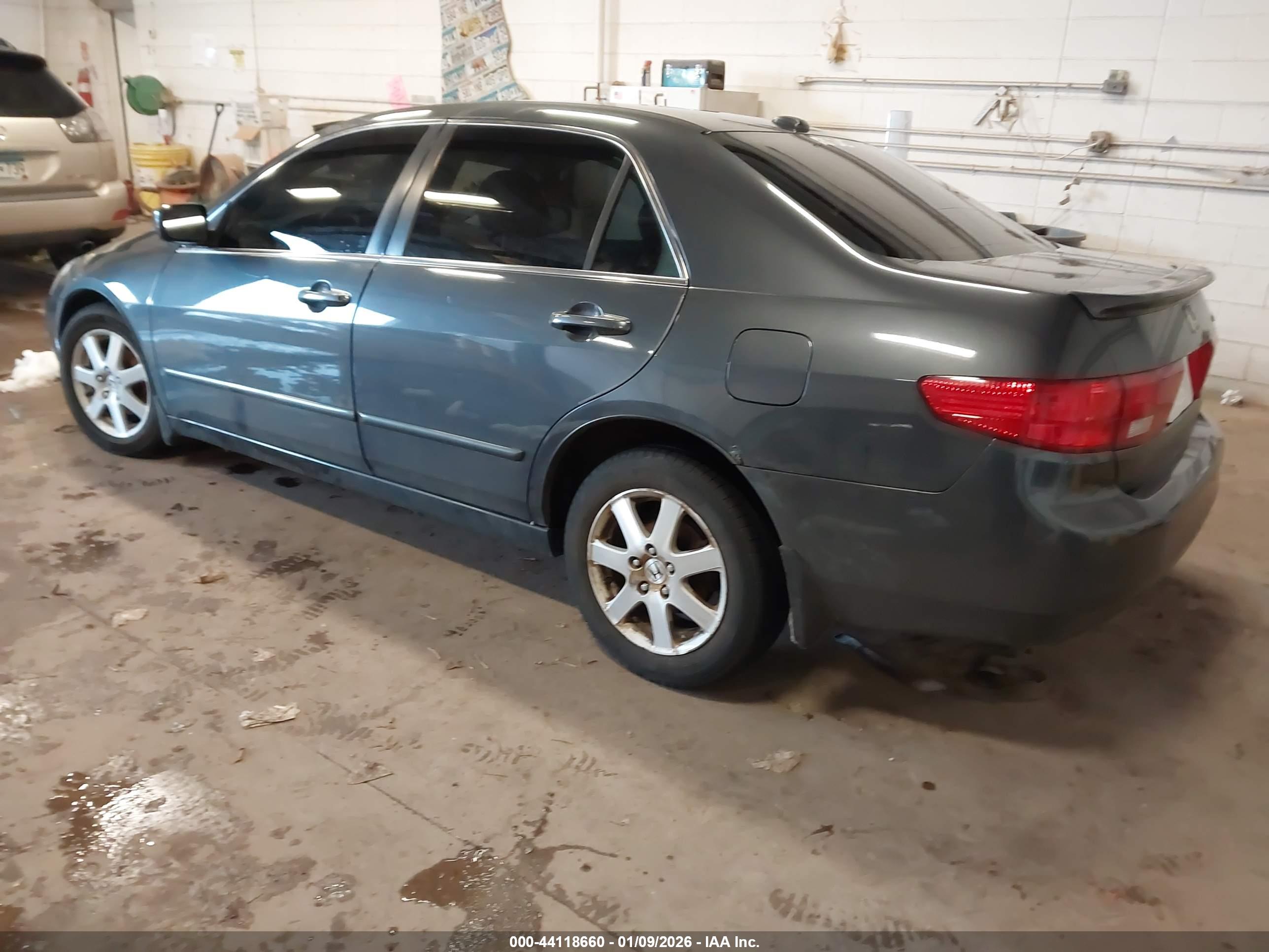 HONDA ACCORD image 3