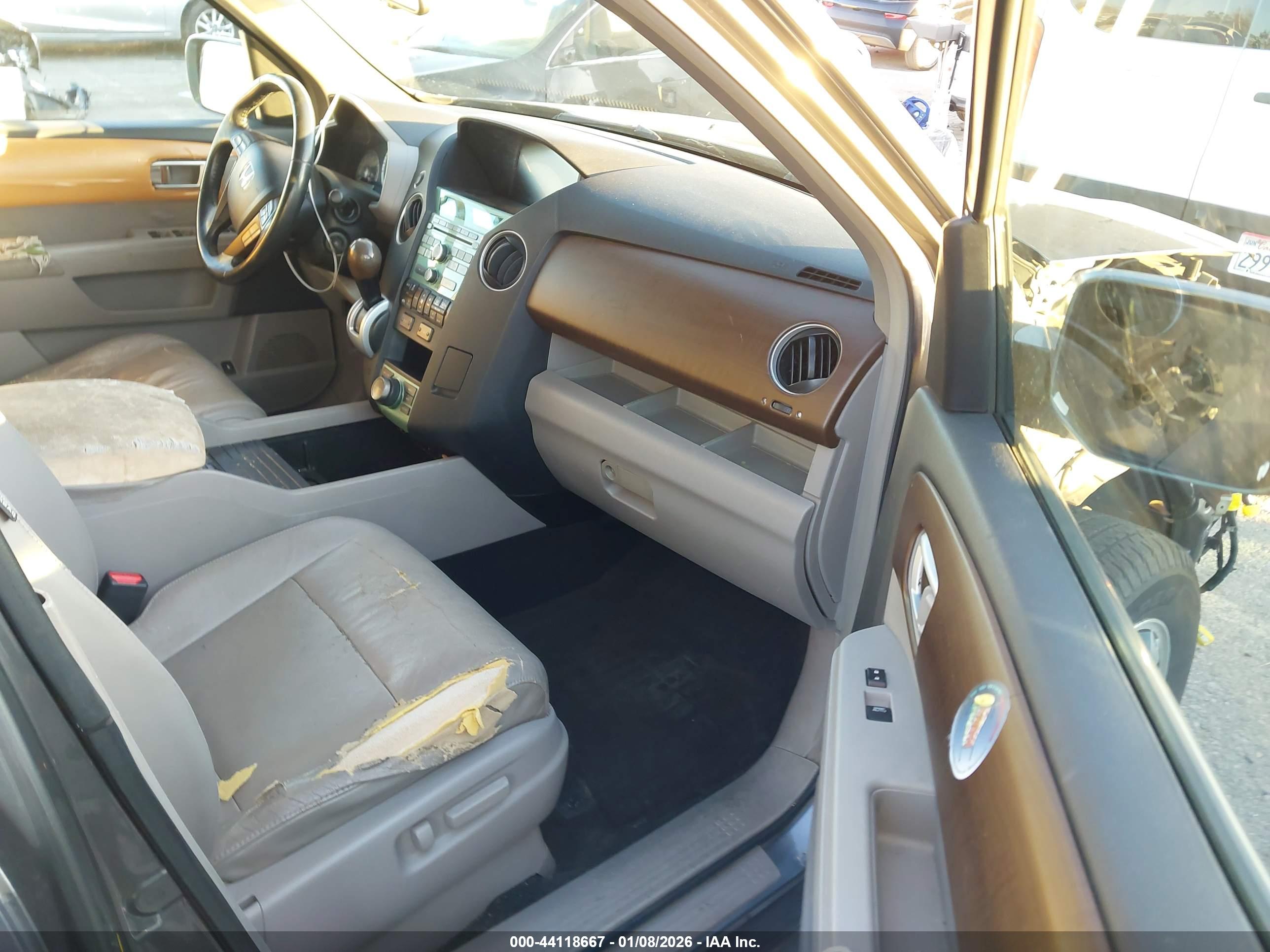 HONDA PILOT image 5