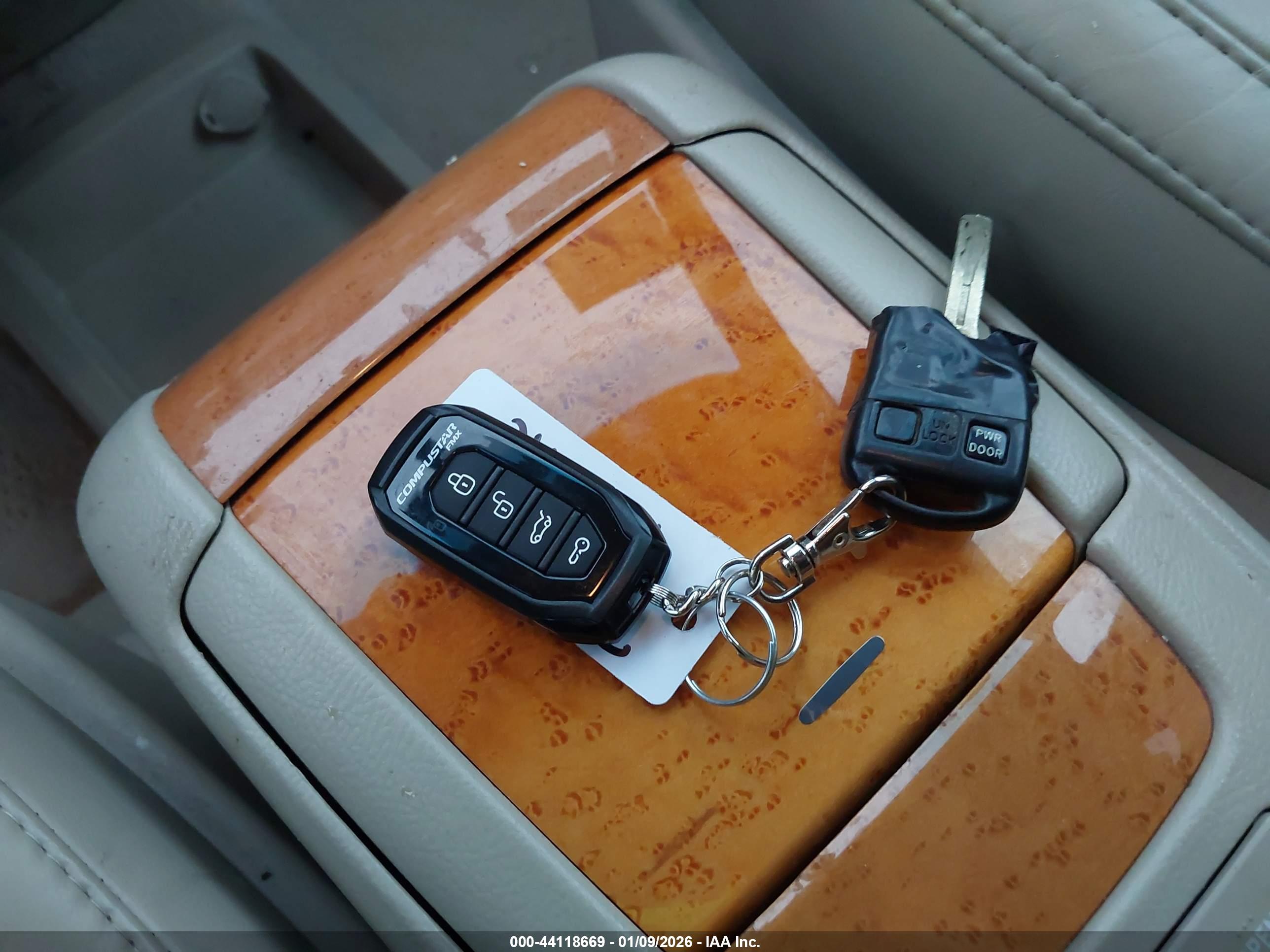 LEXUS RX image 11