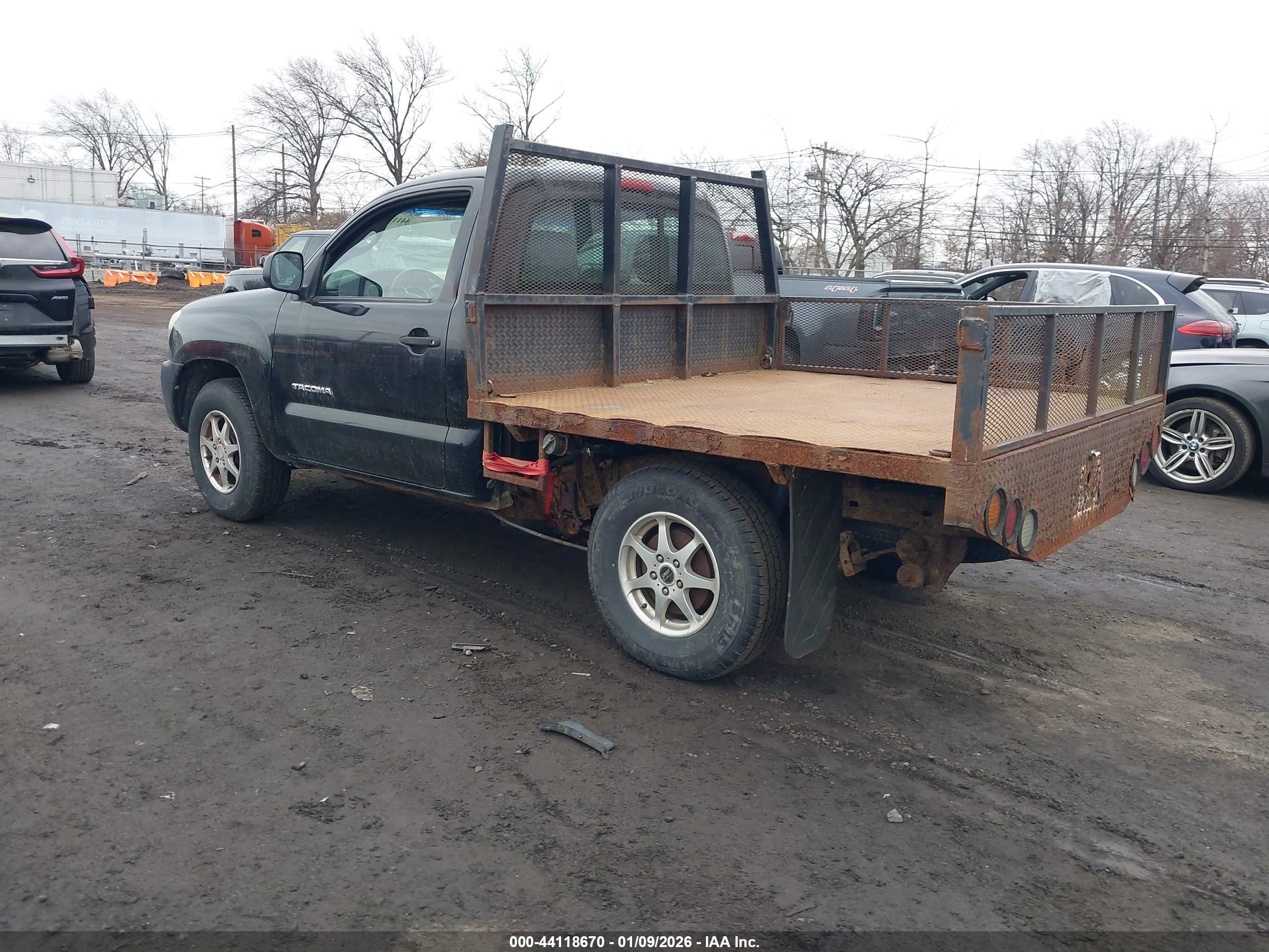 TOYOTA TACOMA image 3