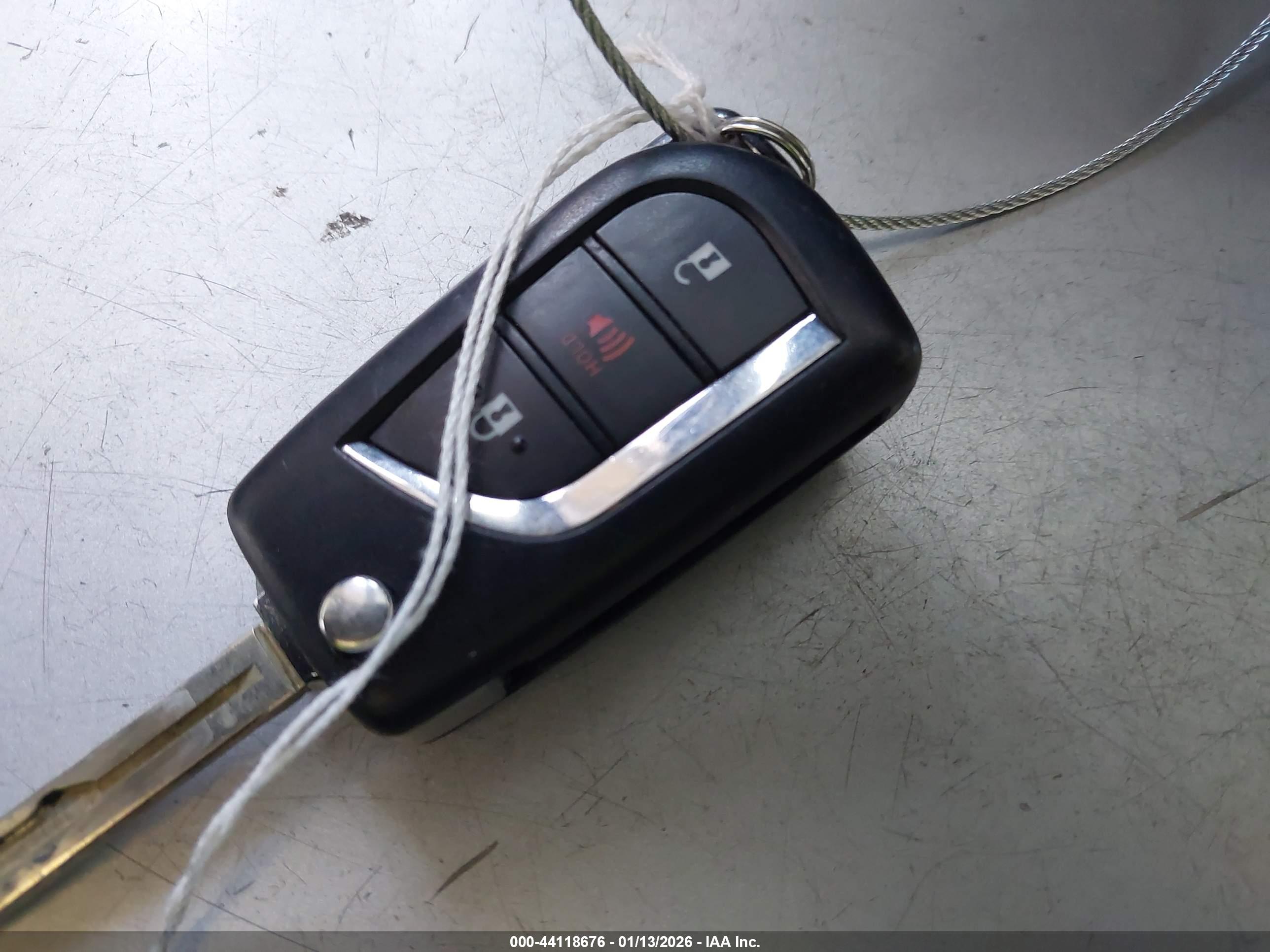 TOYOTA RAV4 image 11