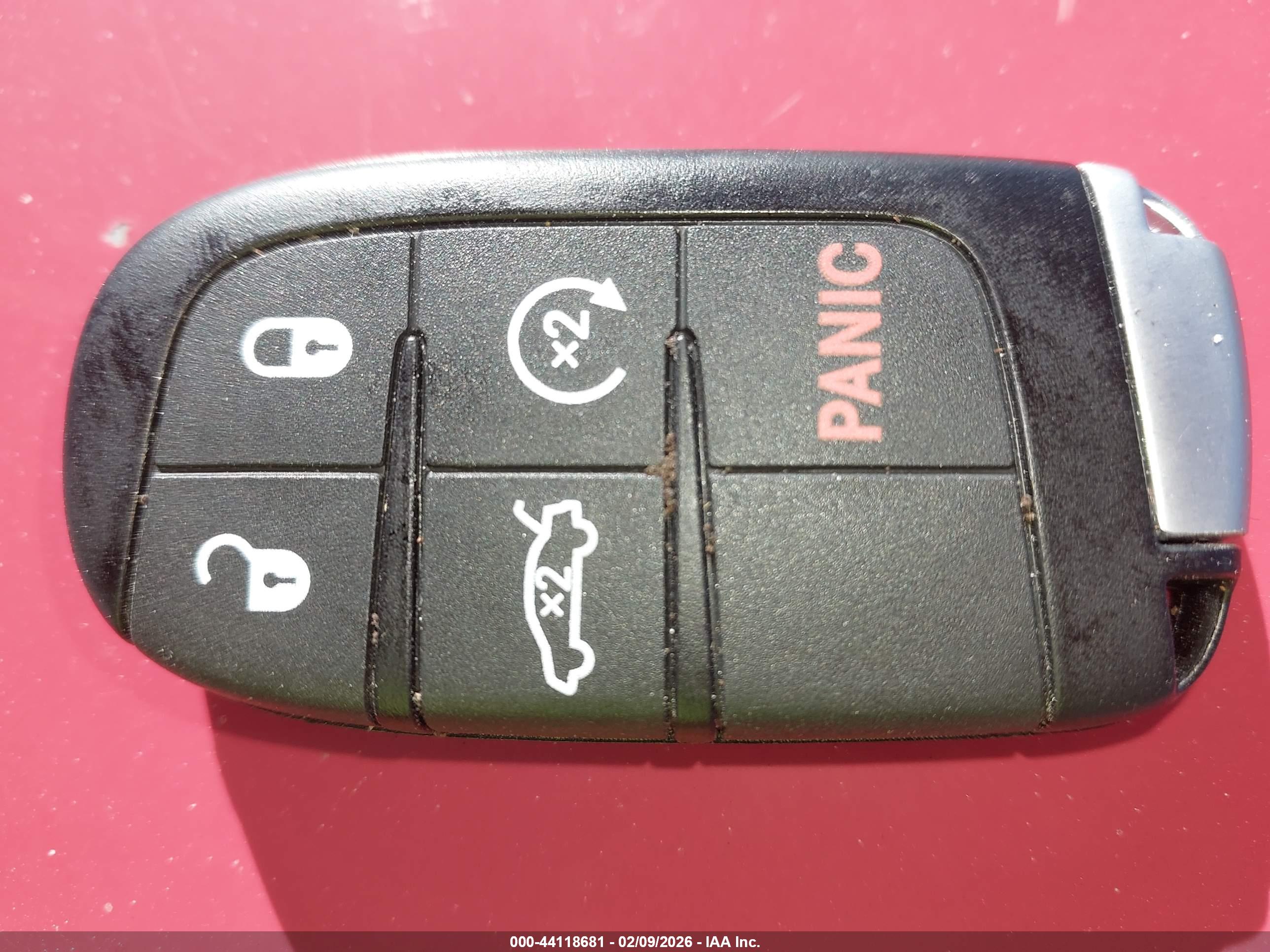 DODGE CHALLENGER image 11
