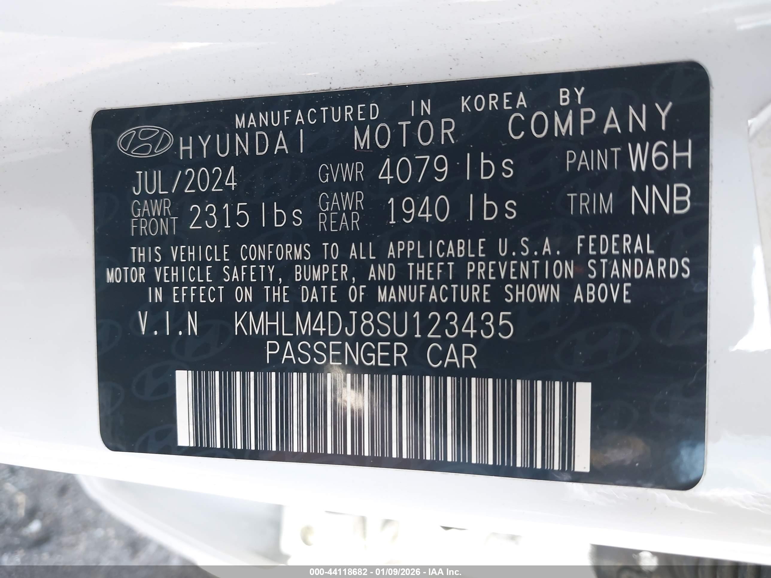 HYUNDAI ELANTRA image 9