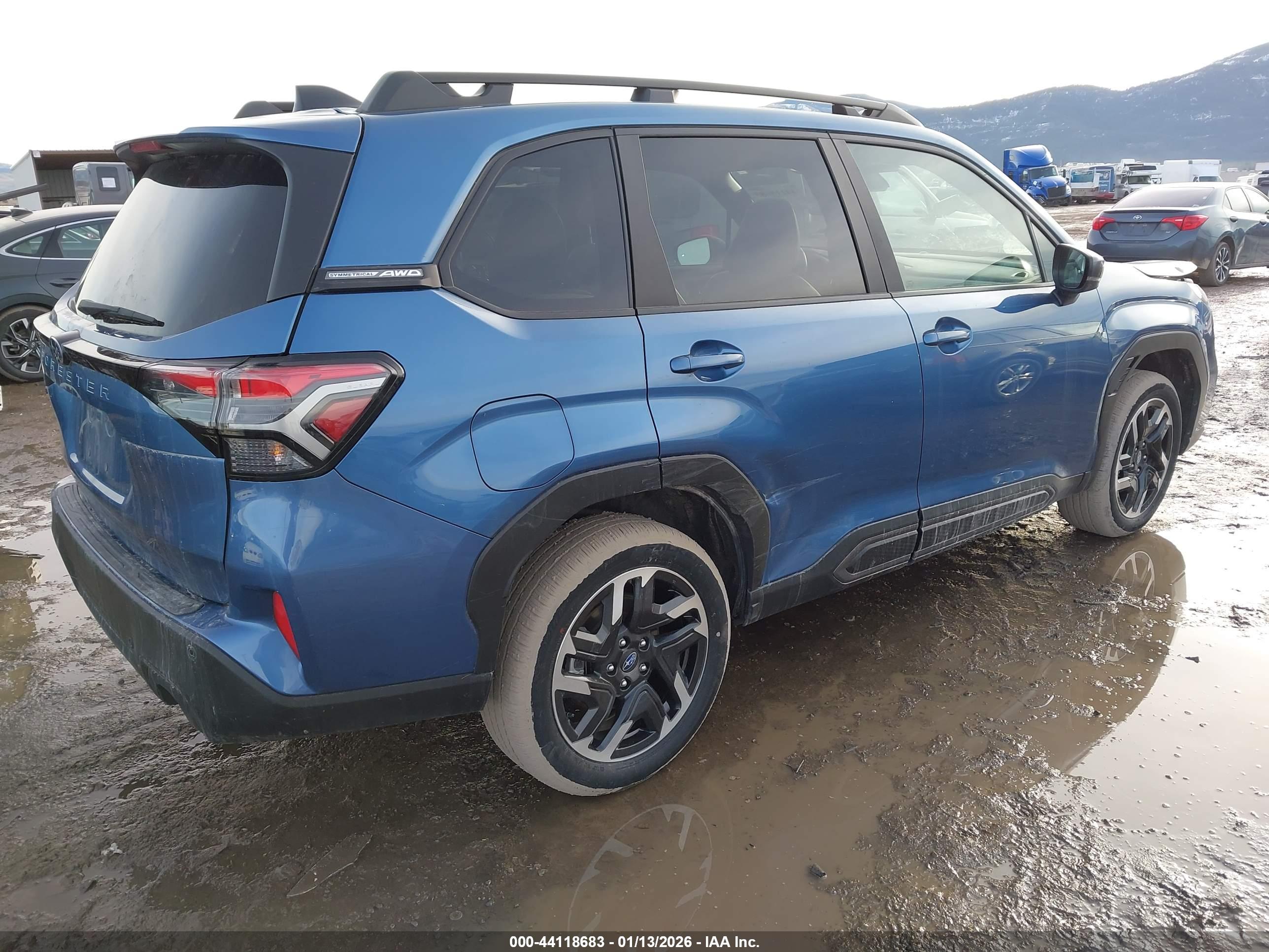 SUBARU FORESTER image 4