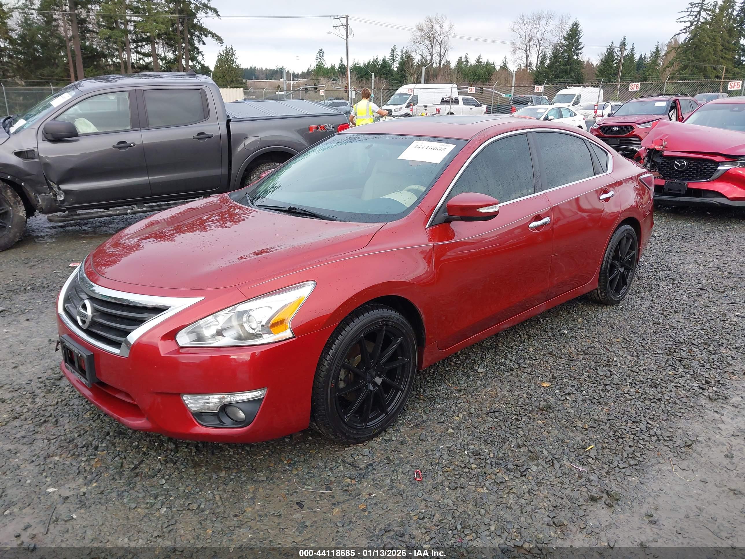 NISSAN ALTIMA image 2