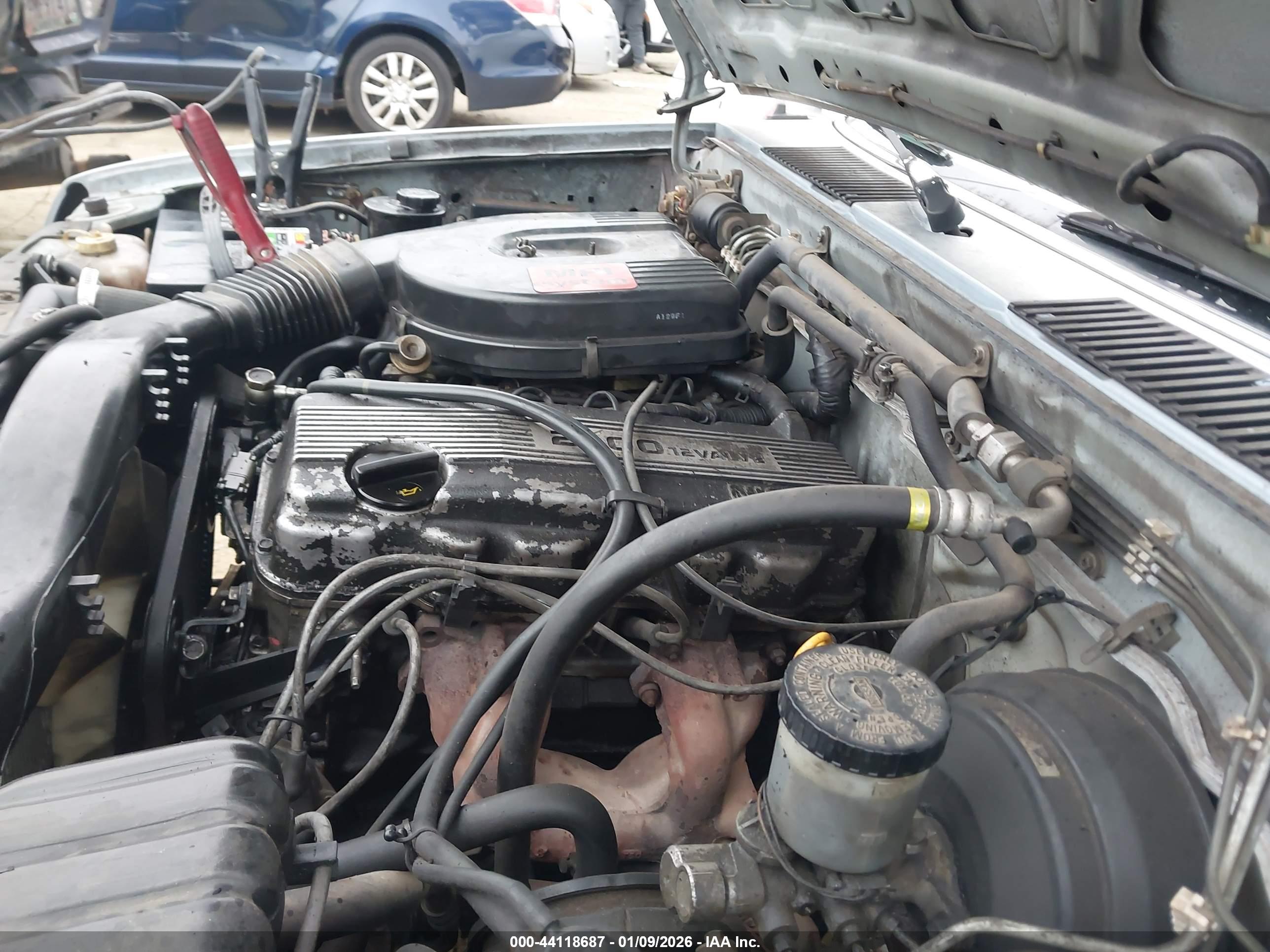 NISSAN TRUCK image 10