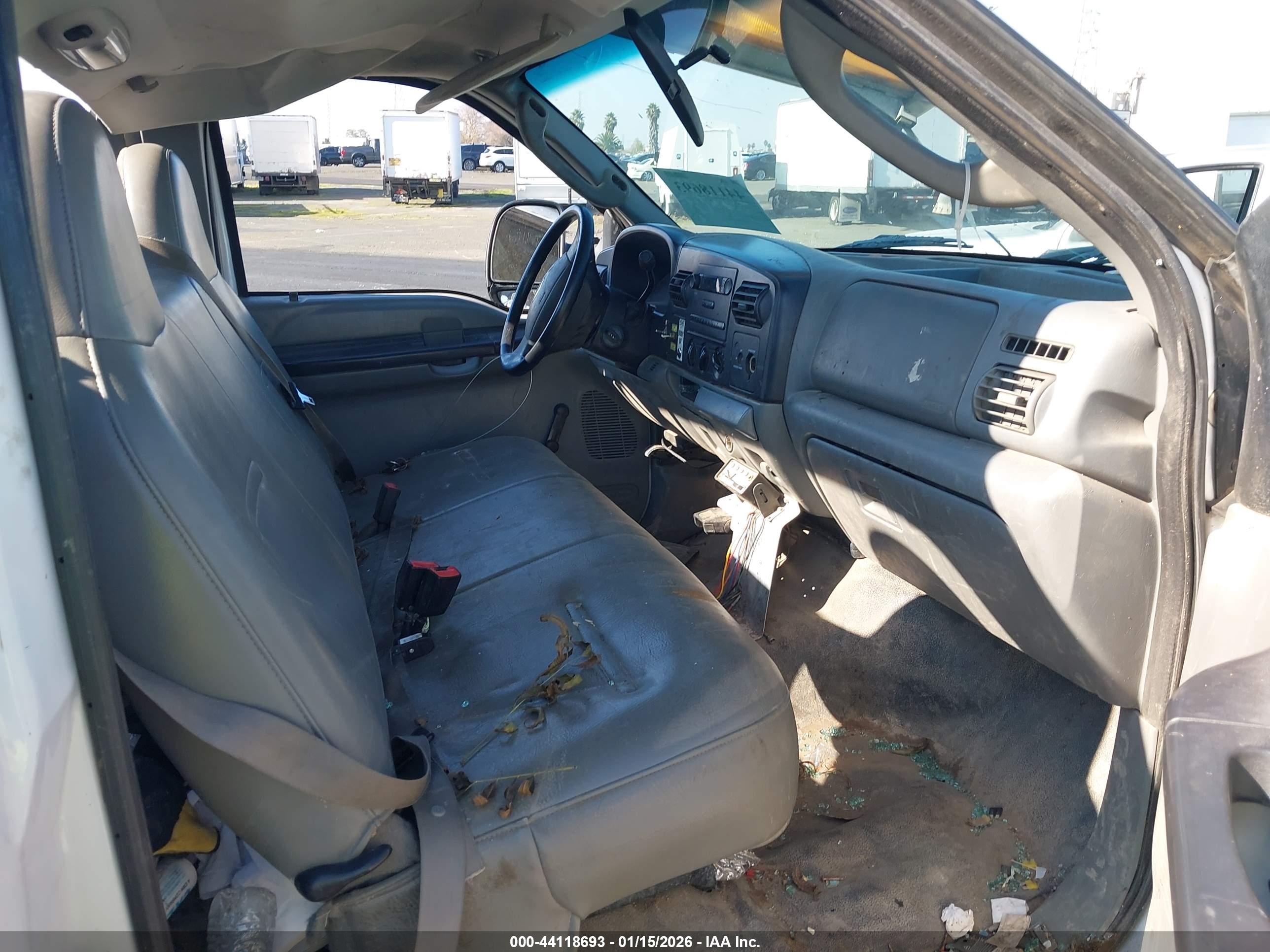FORD F-350 image 5