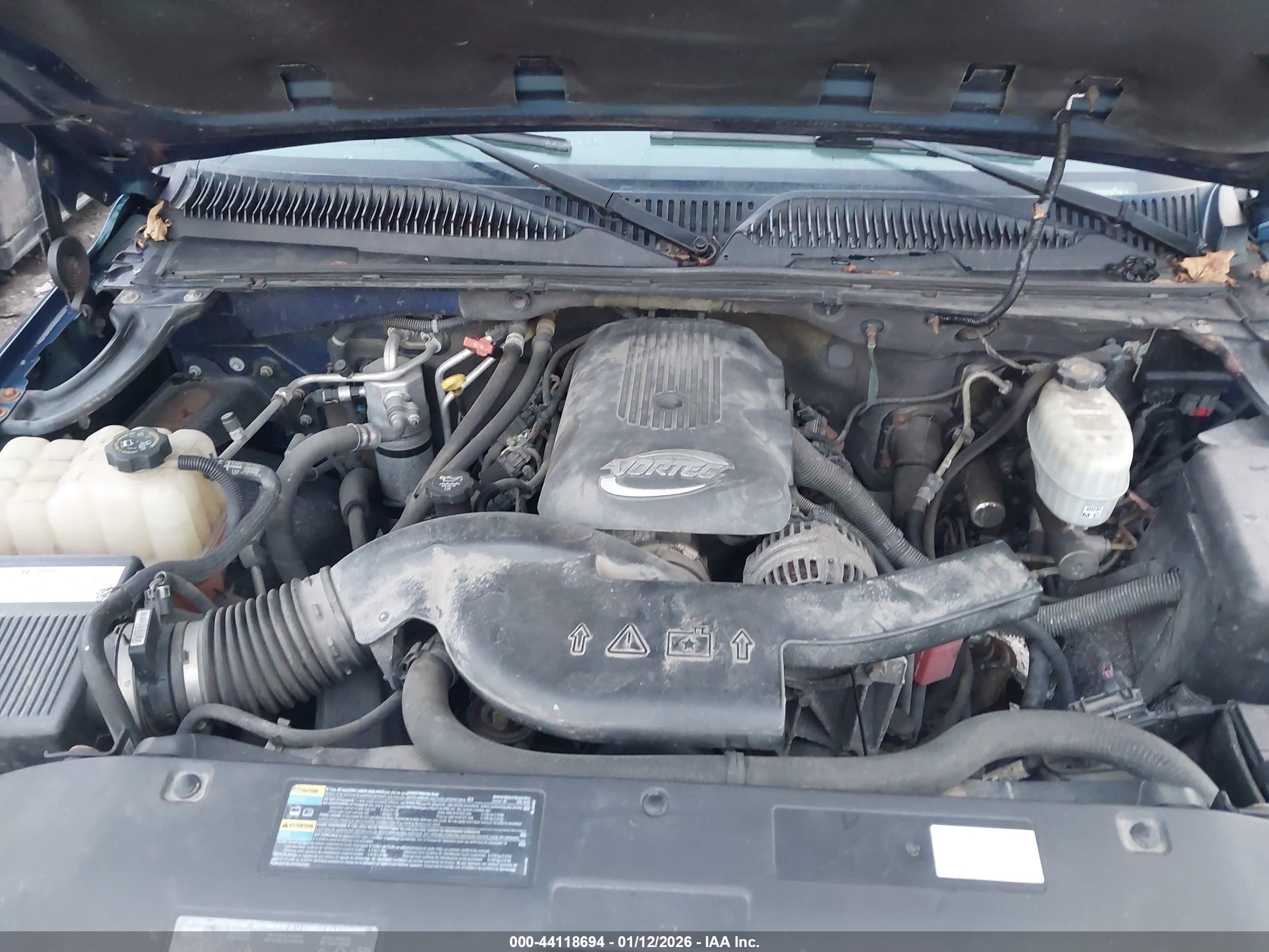CHEVROLET TAHOE image 10