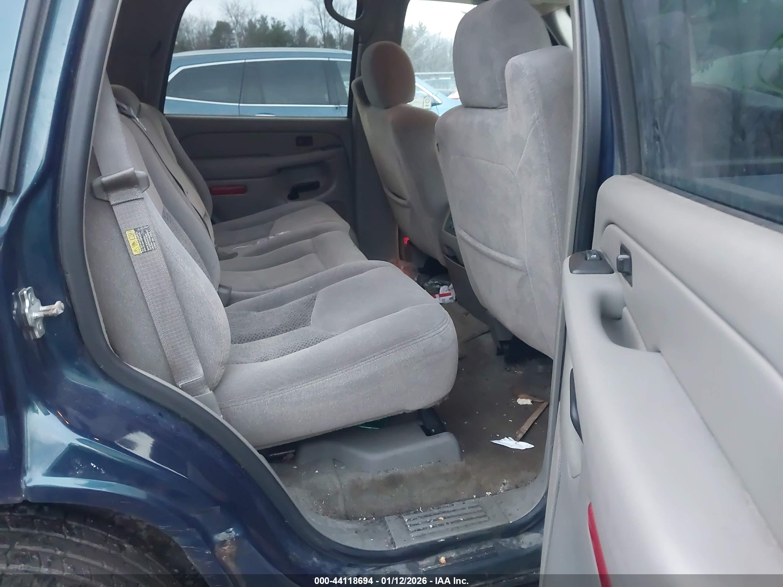 CHEVROLET TAHOE image 8