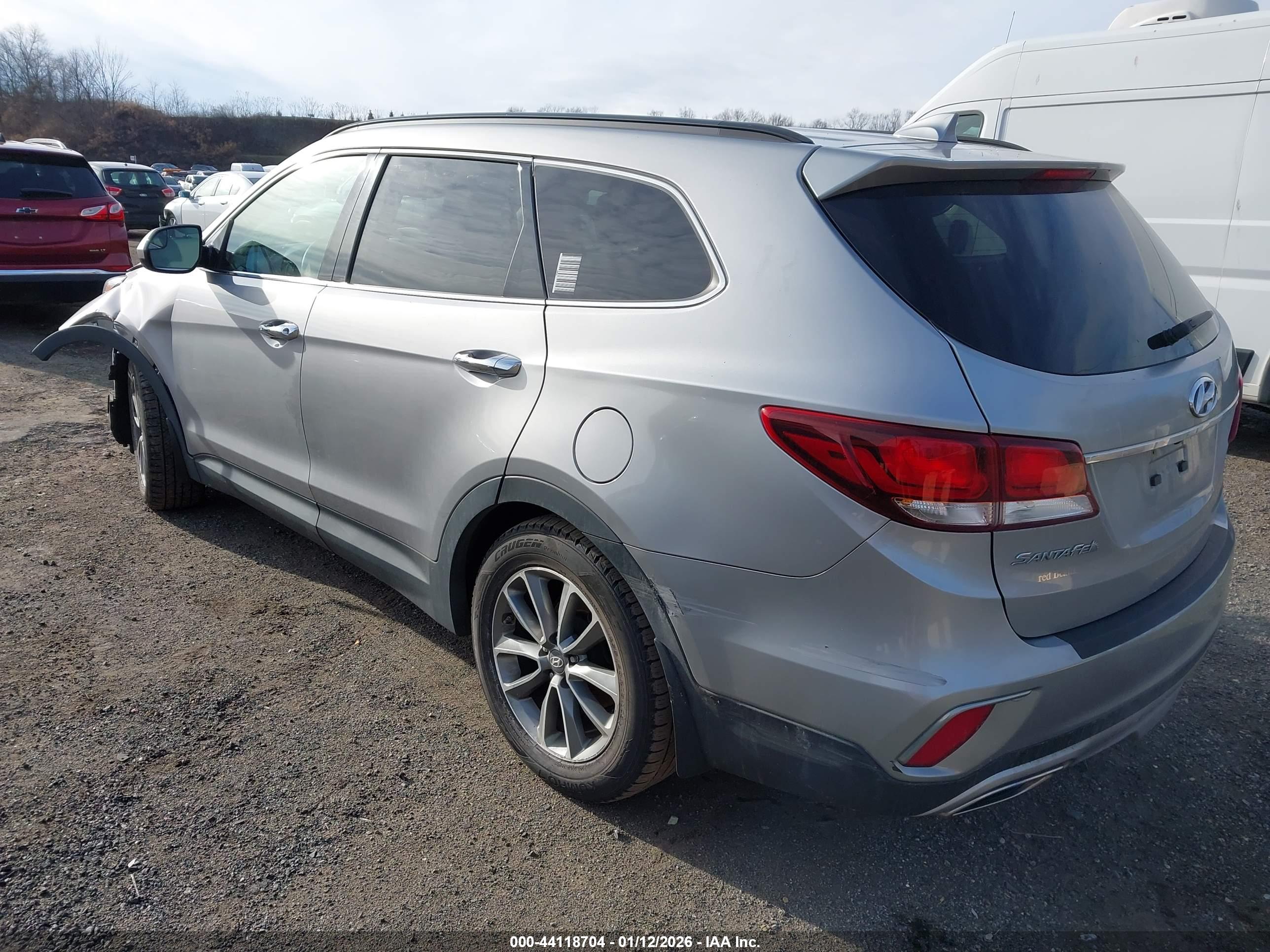 HYUNDAI SANTA image 3