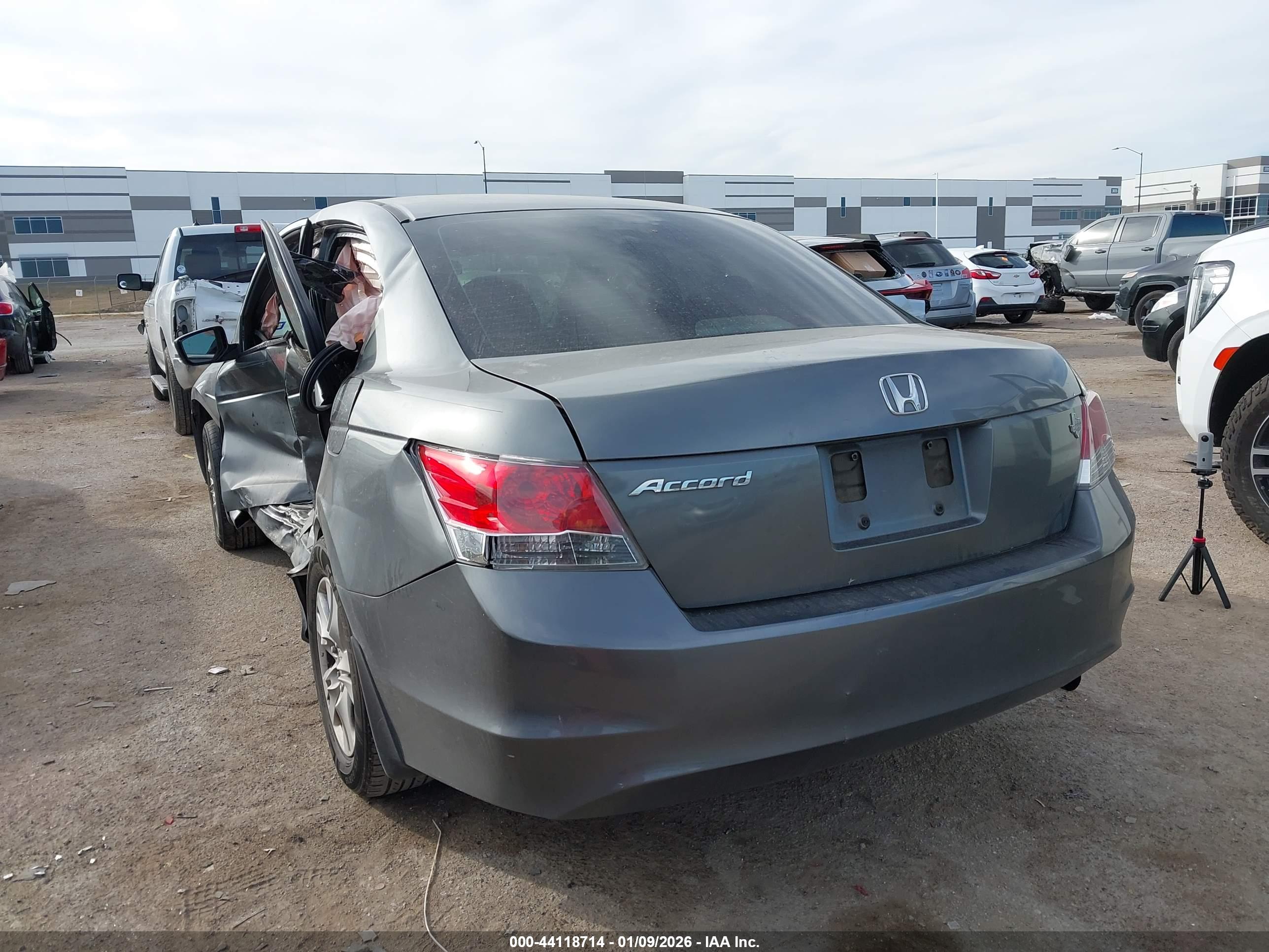 HONDA ACCORD image 3