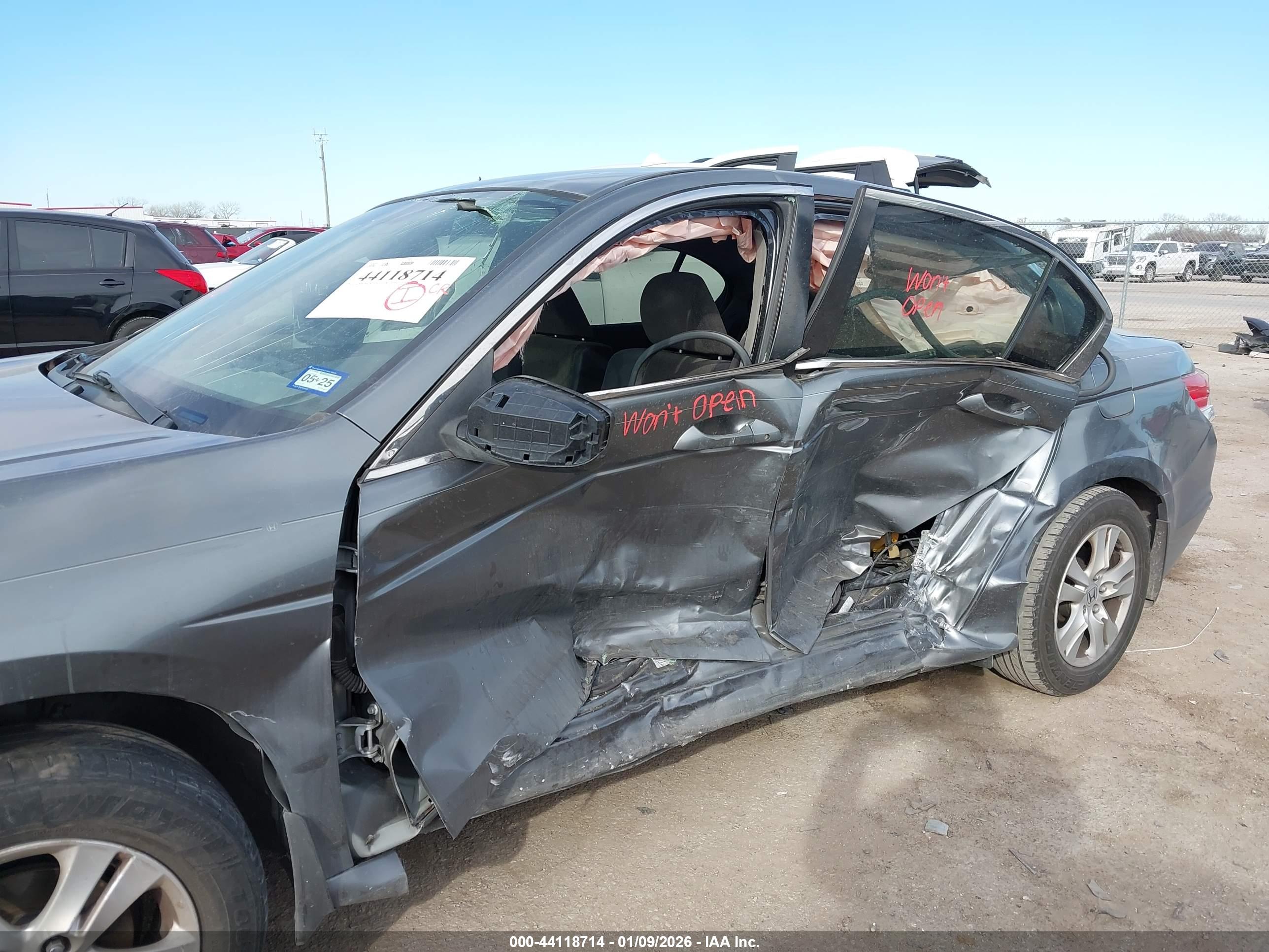 HONDA ACCORD image 6