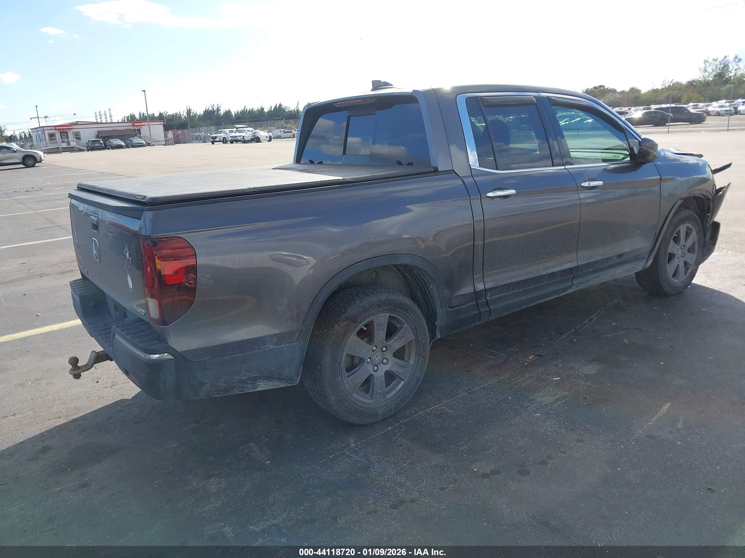 HONDA RIDGELINE image 4
