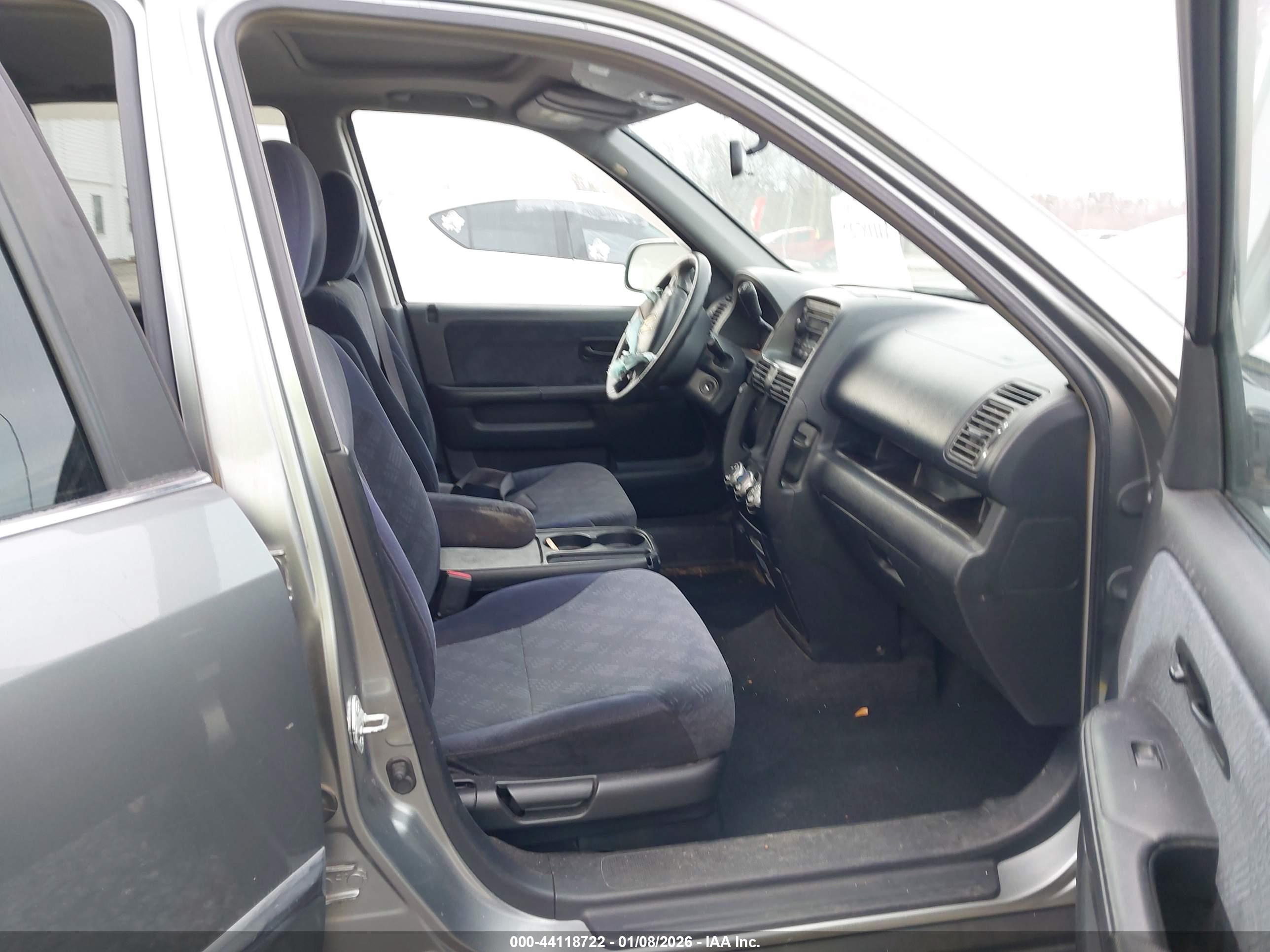 HONDA CR-V image 5