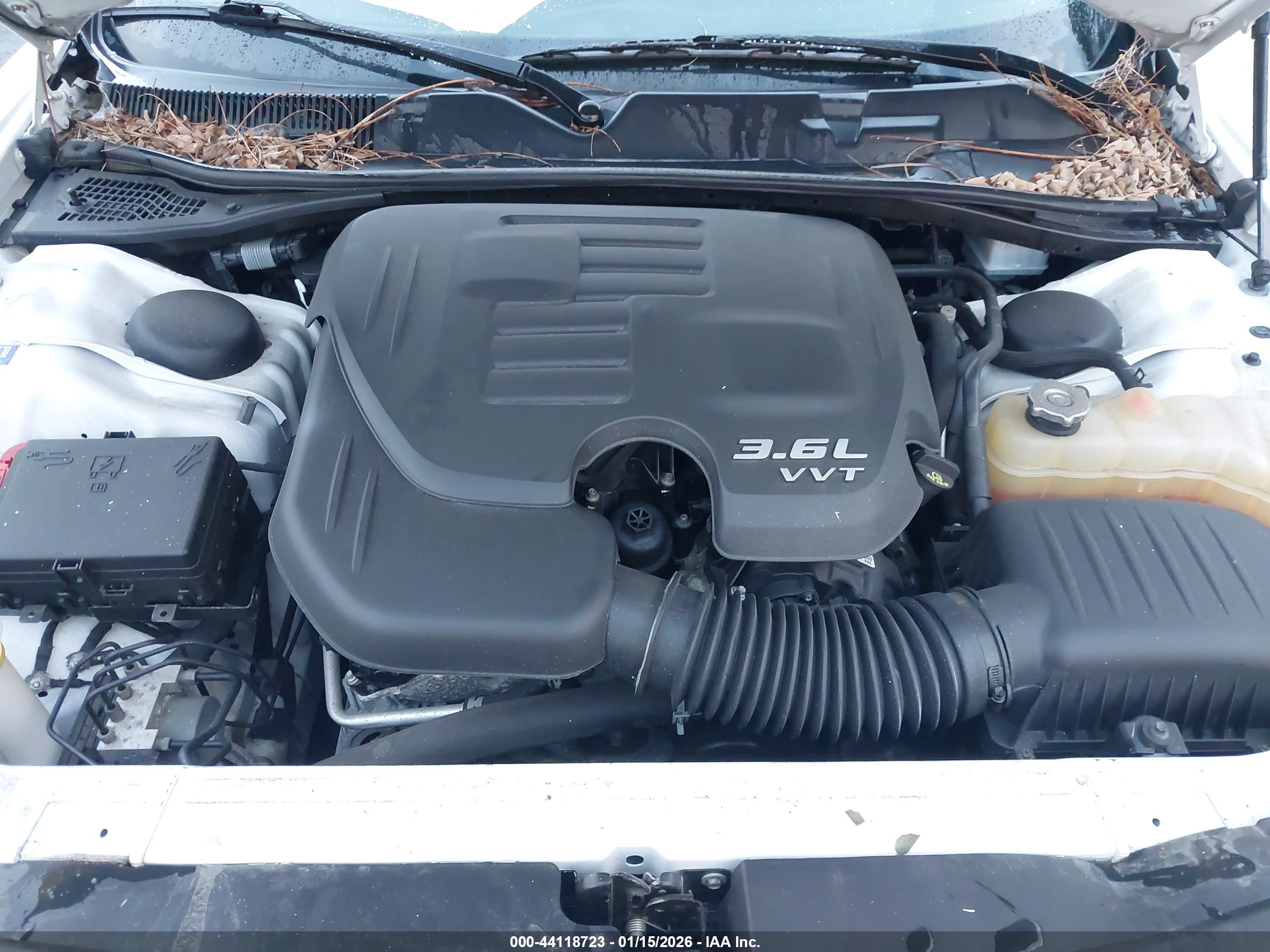 DODGE CHALLENGER image 10