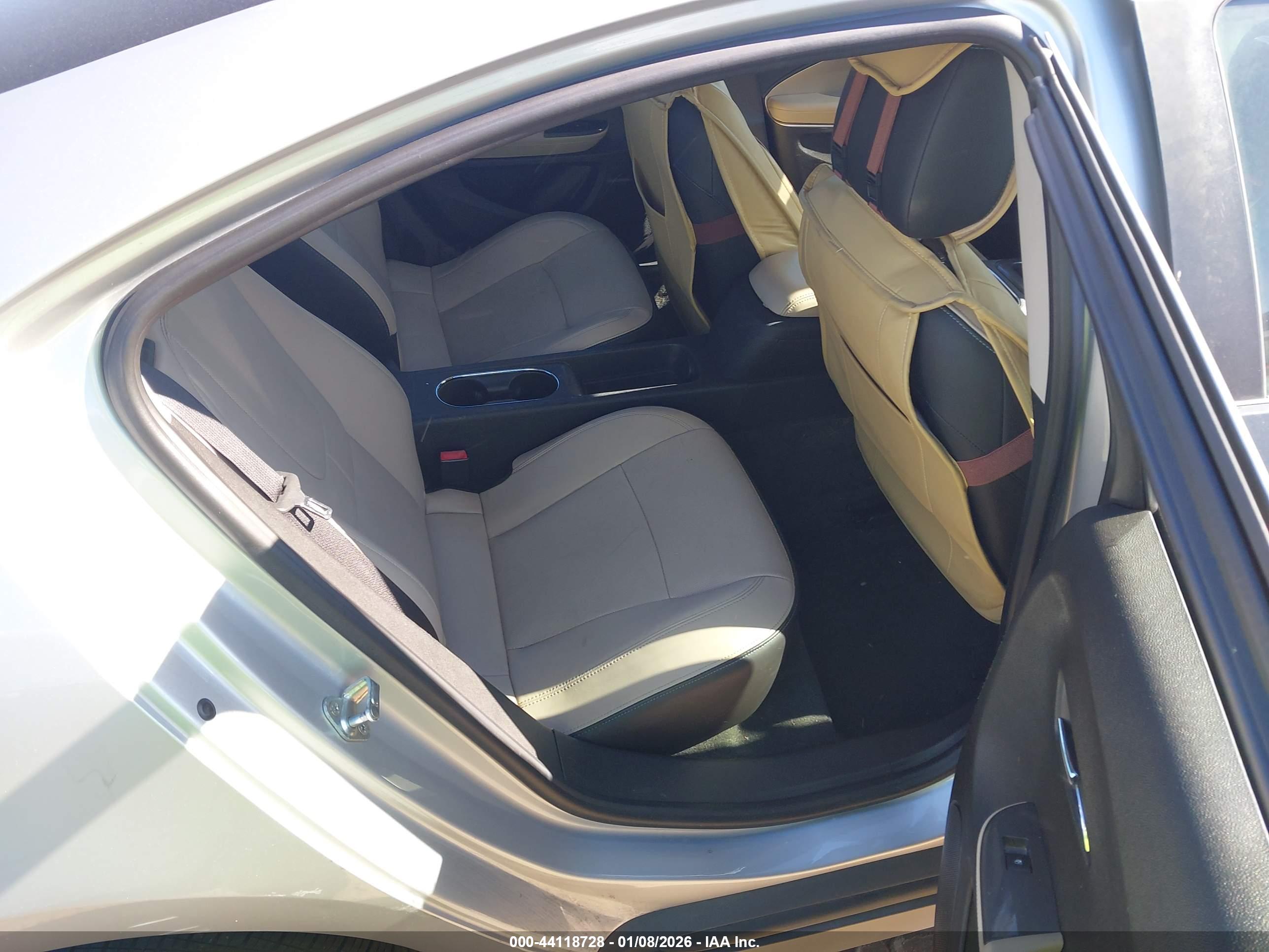 CHEVROLET VOLT image 8