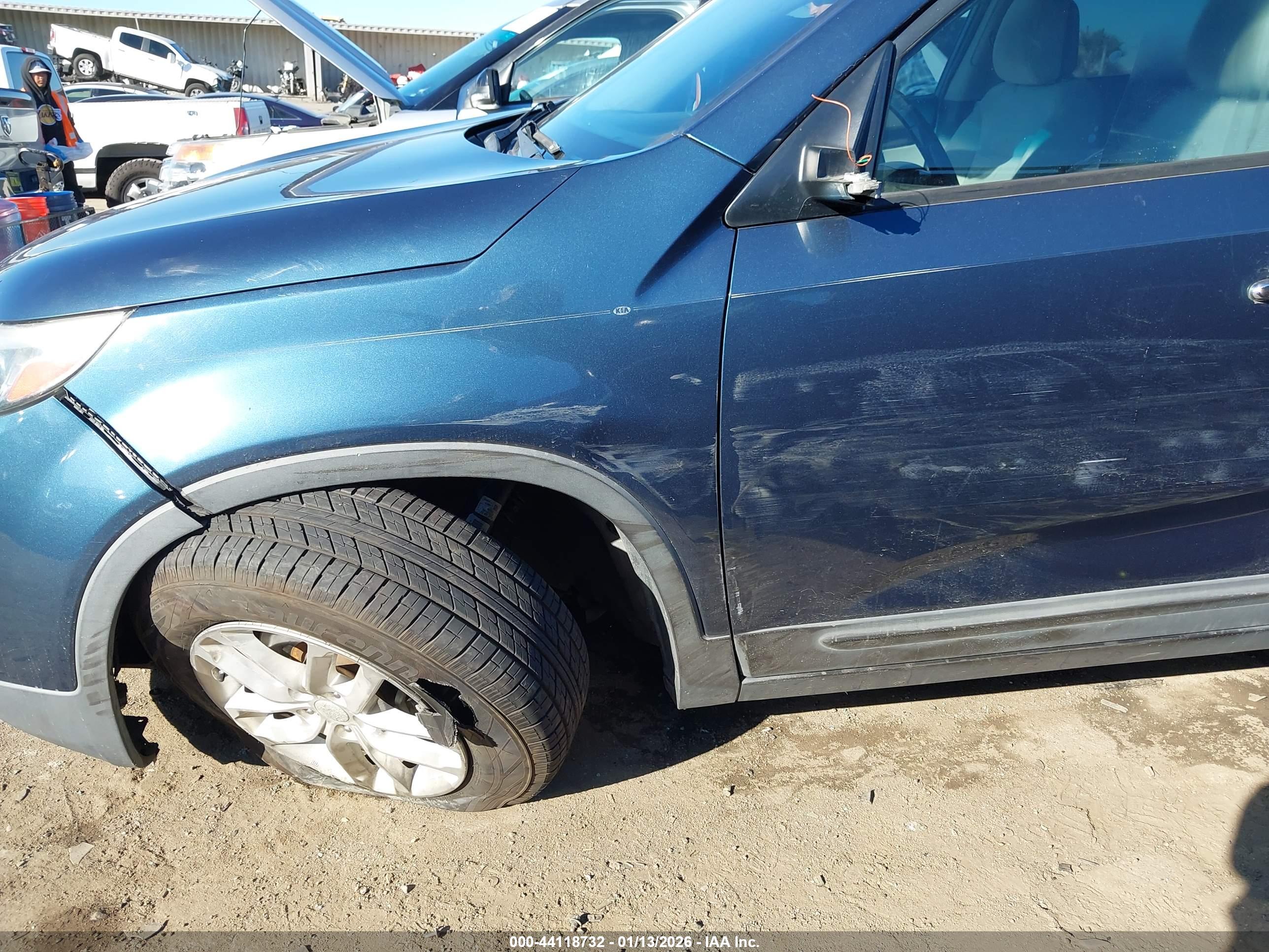KIA SORENTO image 6