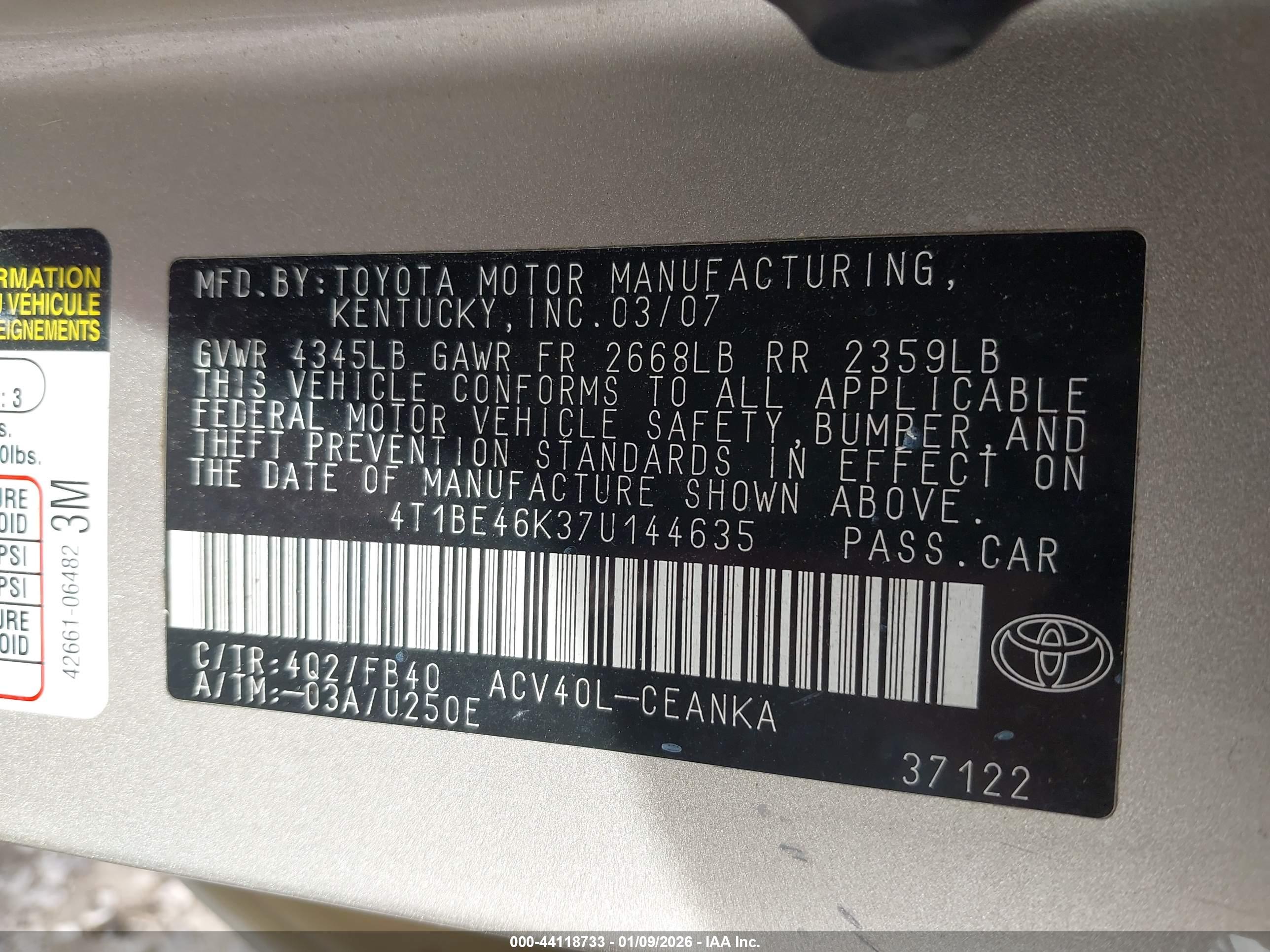 TOYOTA CAMRY image 9
