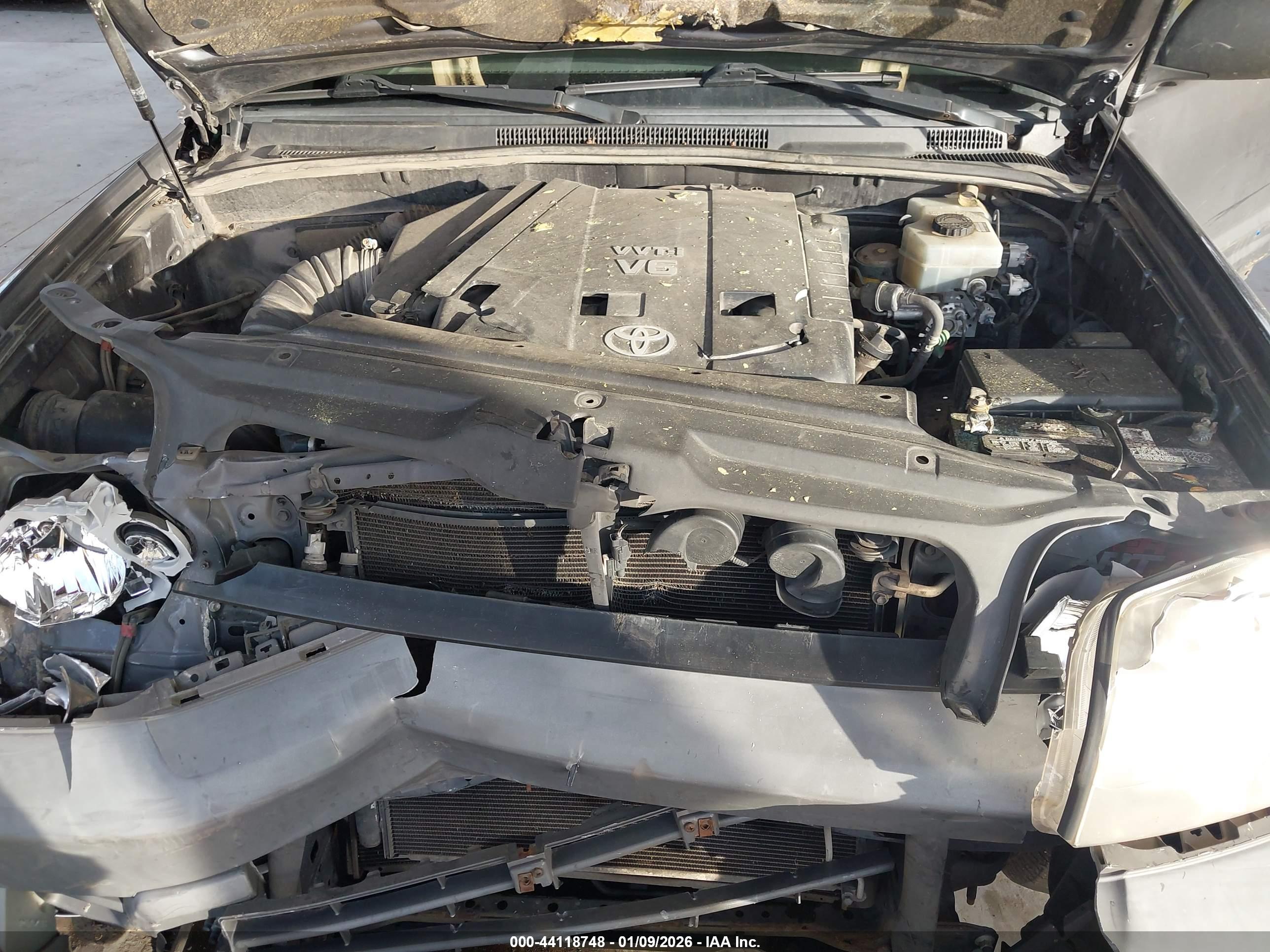 TOYOTA 4RUNNER image 10