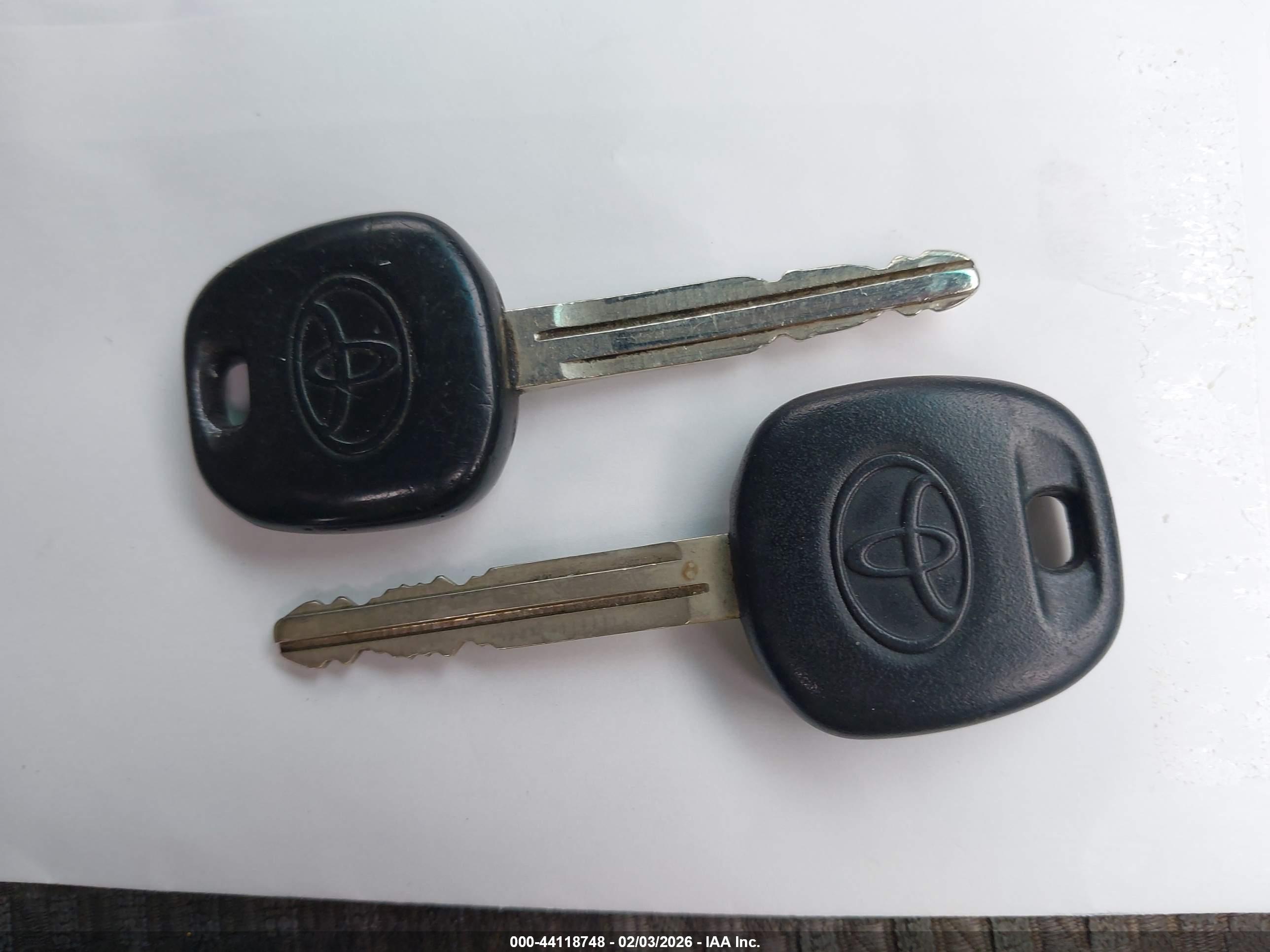 TOYOTA 4RUNNER image 11