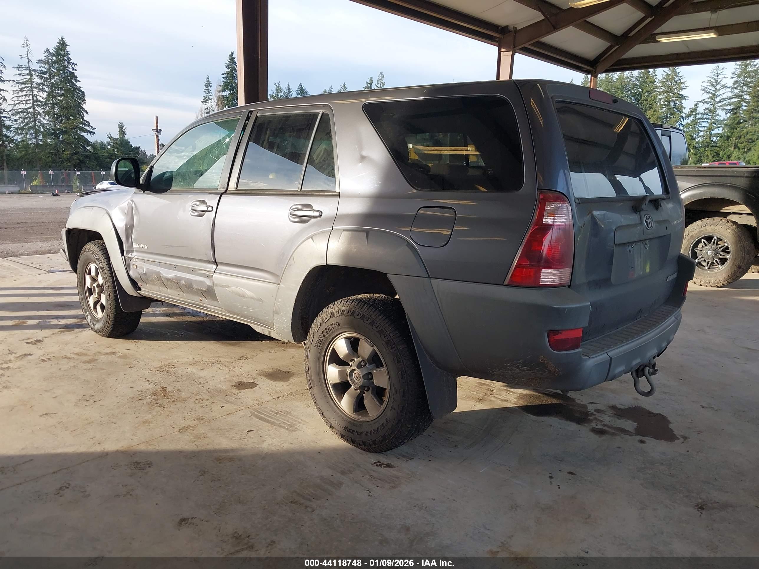TOYOTA 4RUNNER image 3