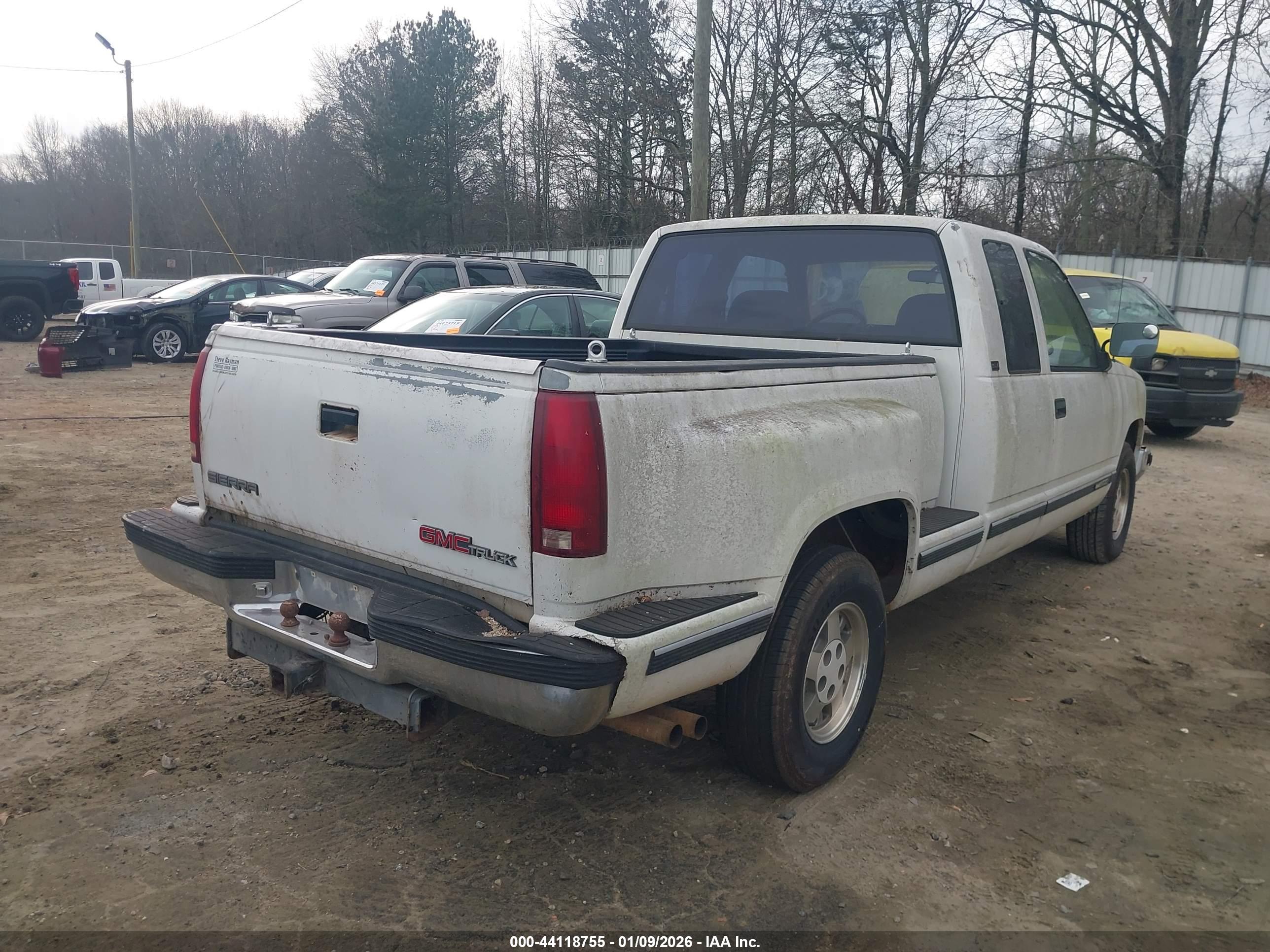 GMC SIERRA image 6