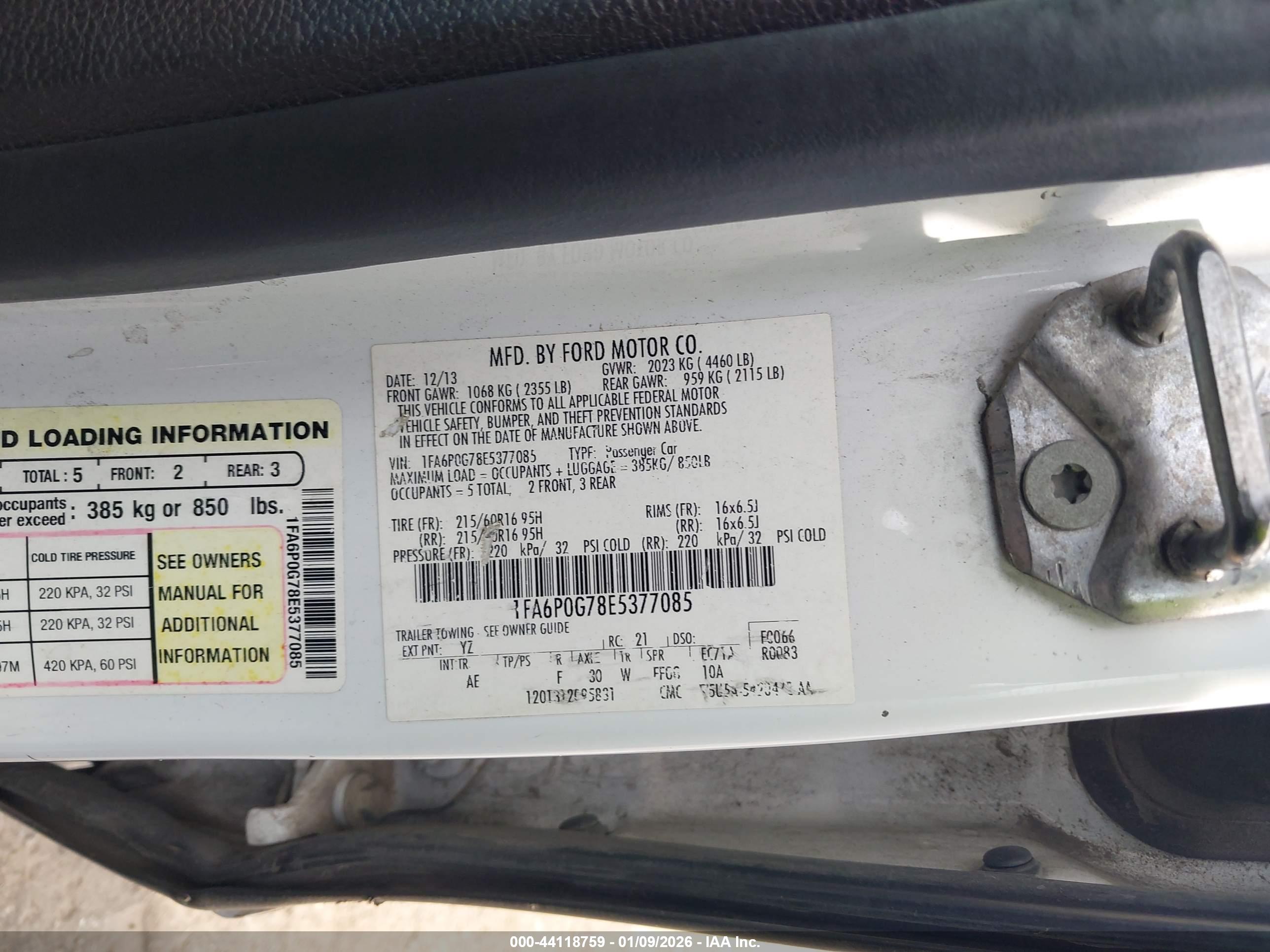 FORD FUSION image 9