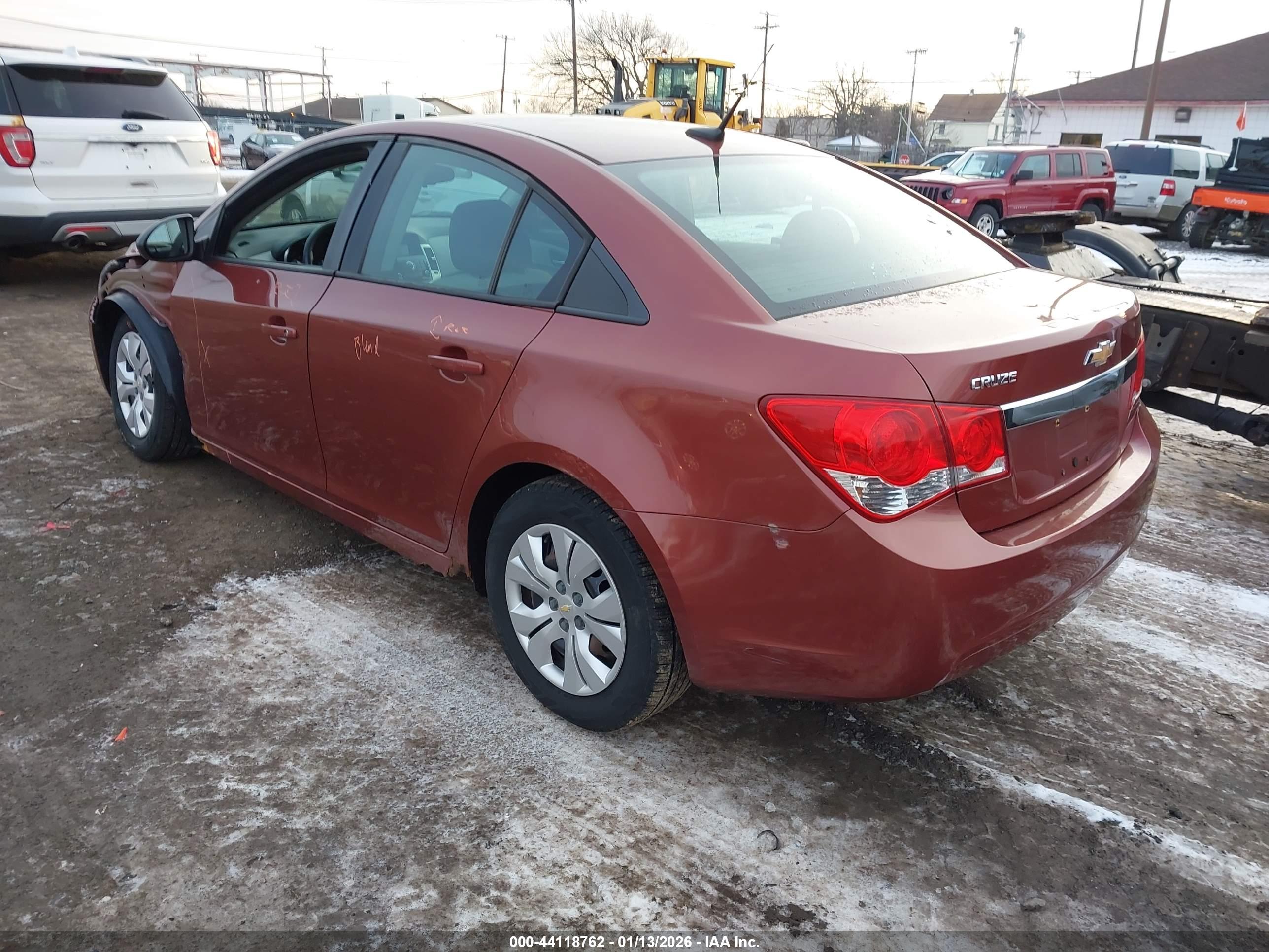 CHEVROLET CRUZE image 3