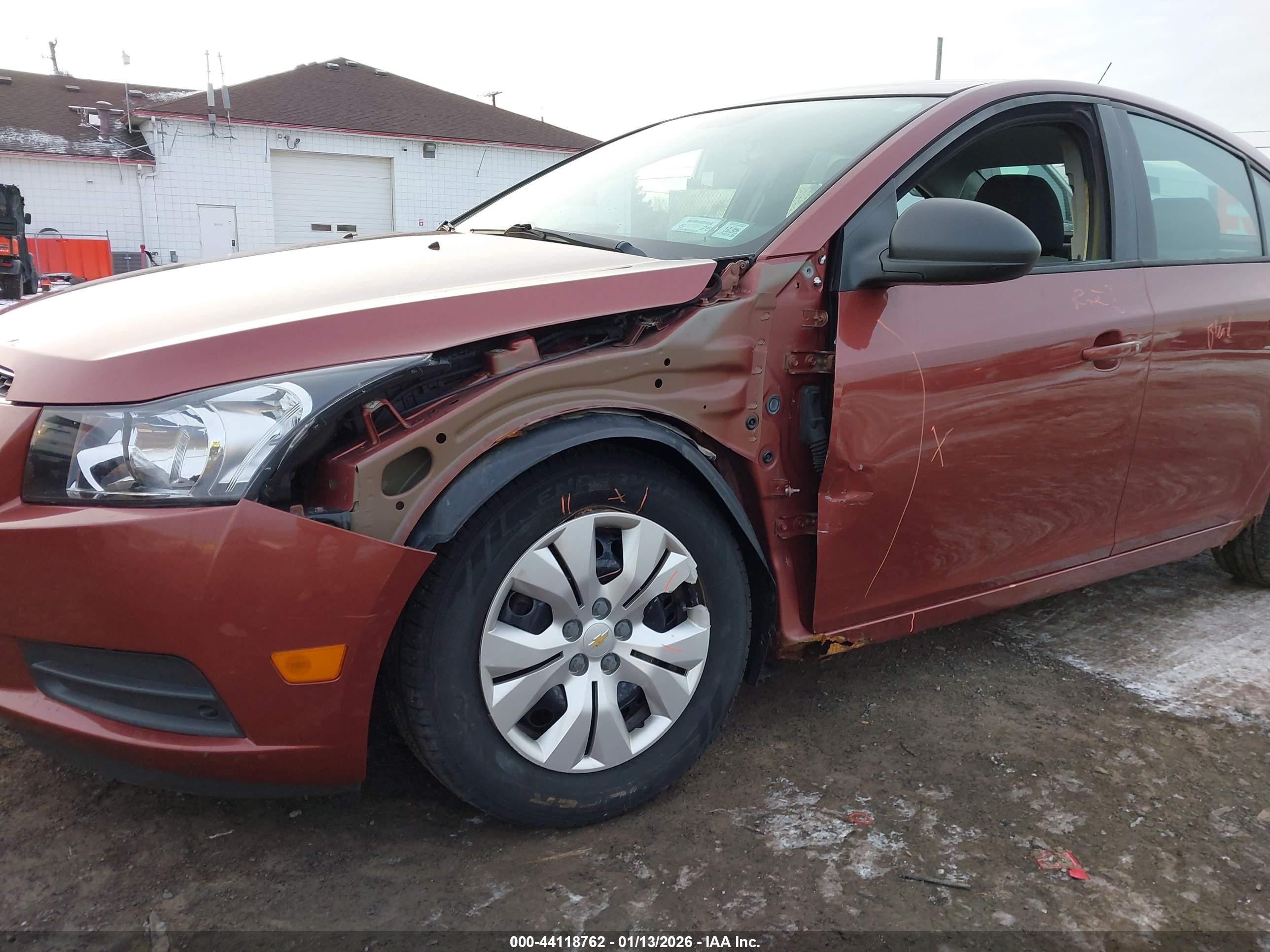 CHEVROLET CRUZE image 6