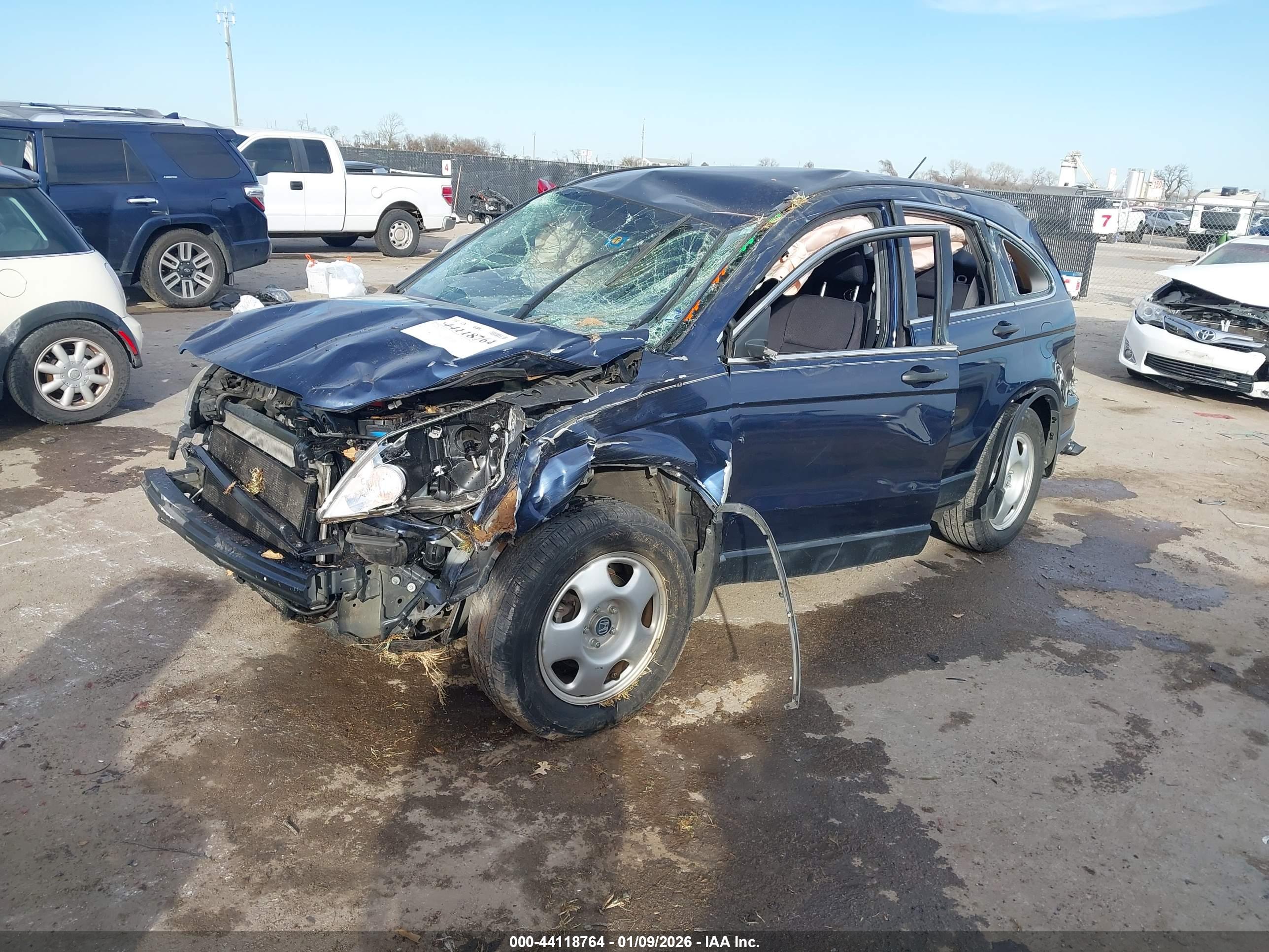 HONDA CR-V image 2