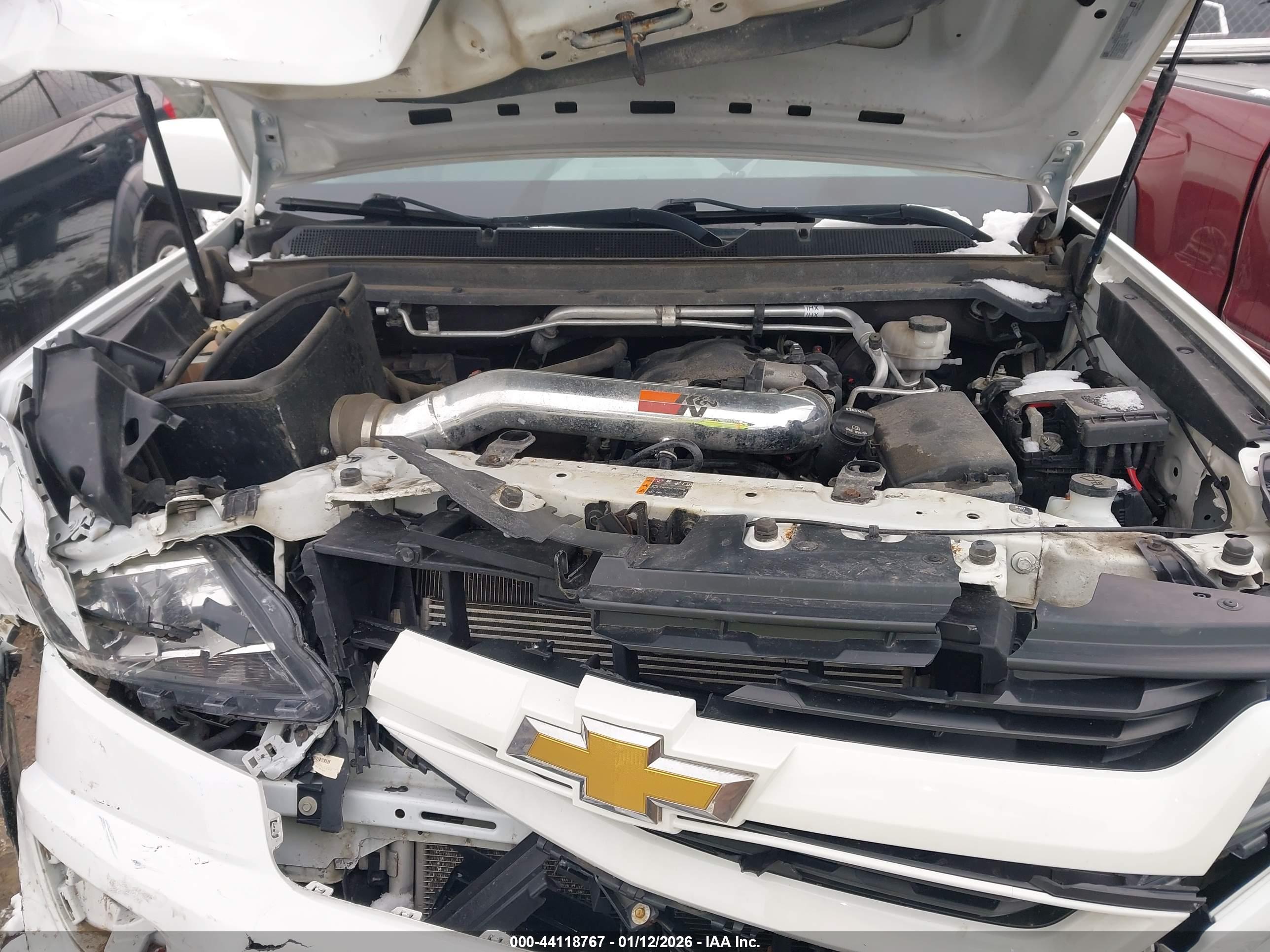CHEVROLET COLORADO image 10