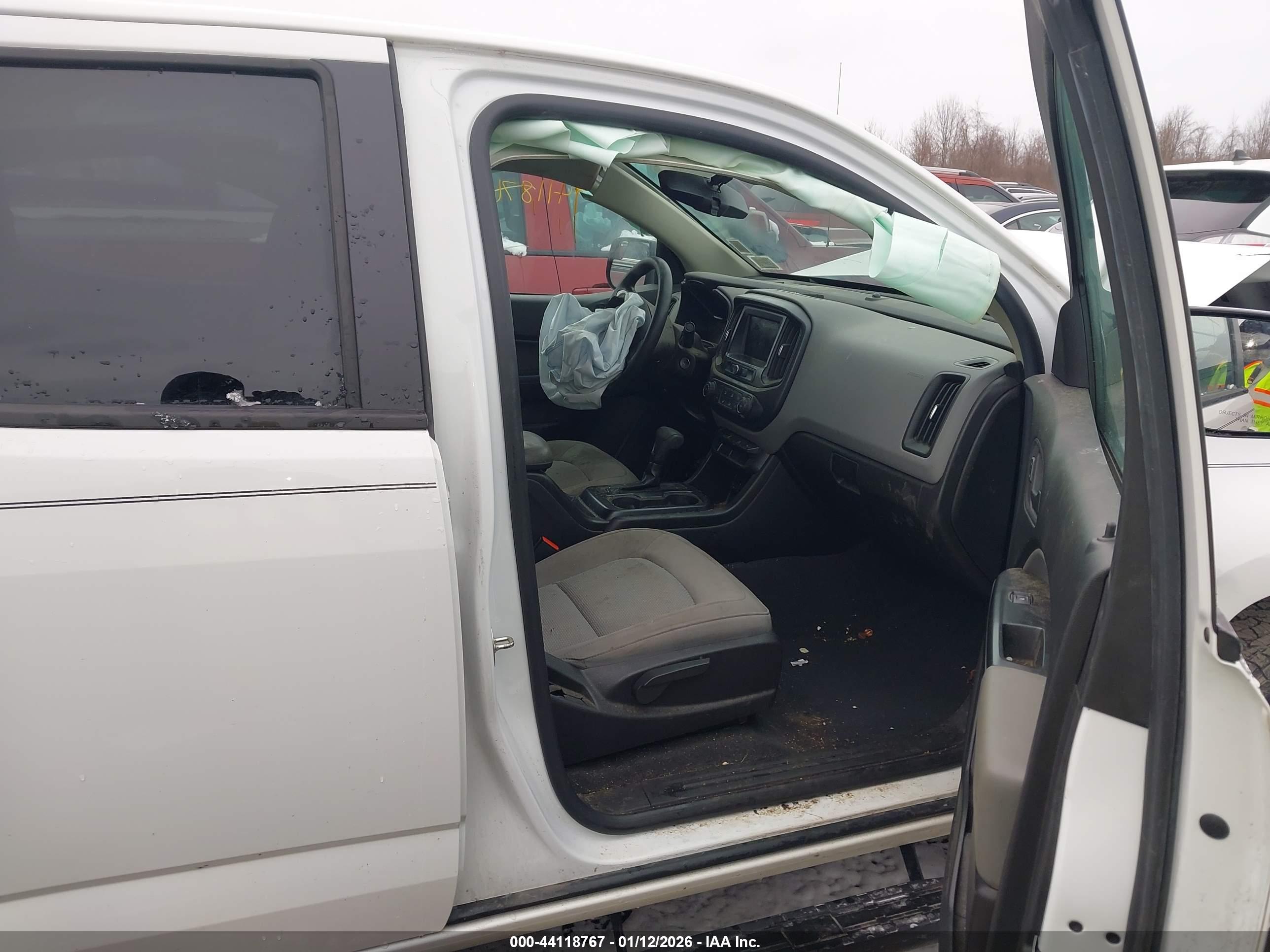 CHEVROLET COLORADO image 5