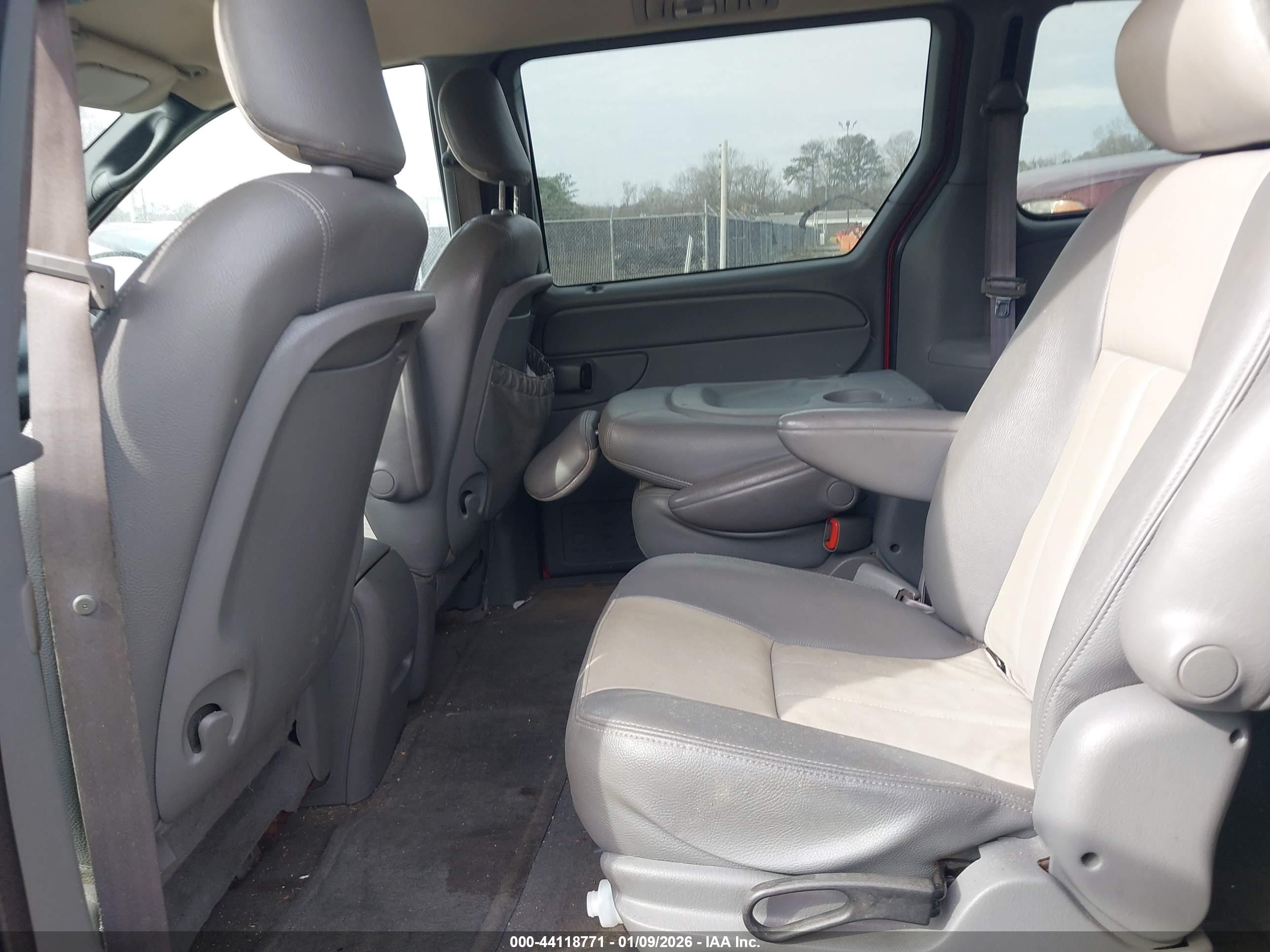 DODGE GRAND image 8