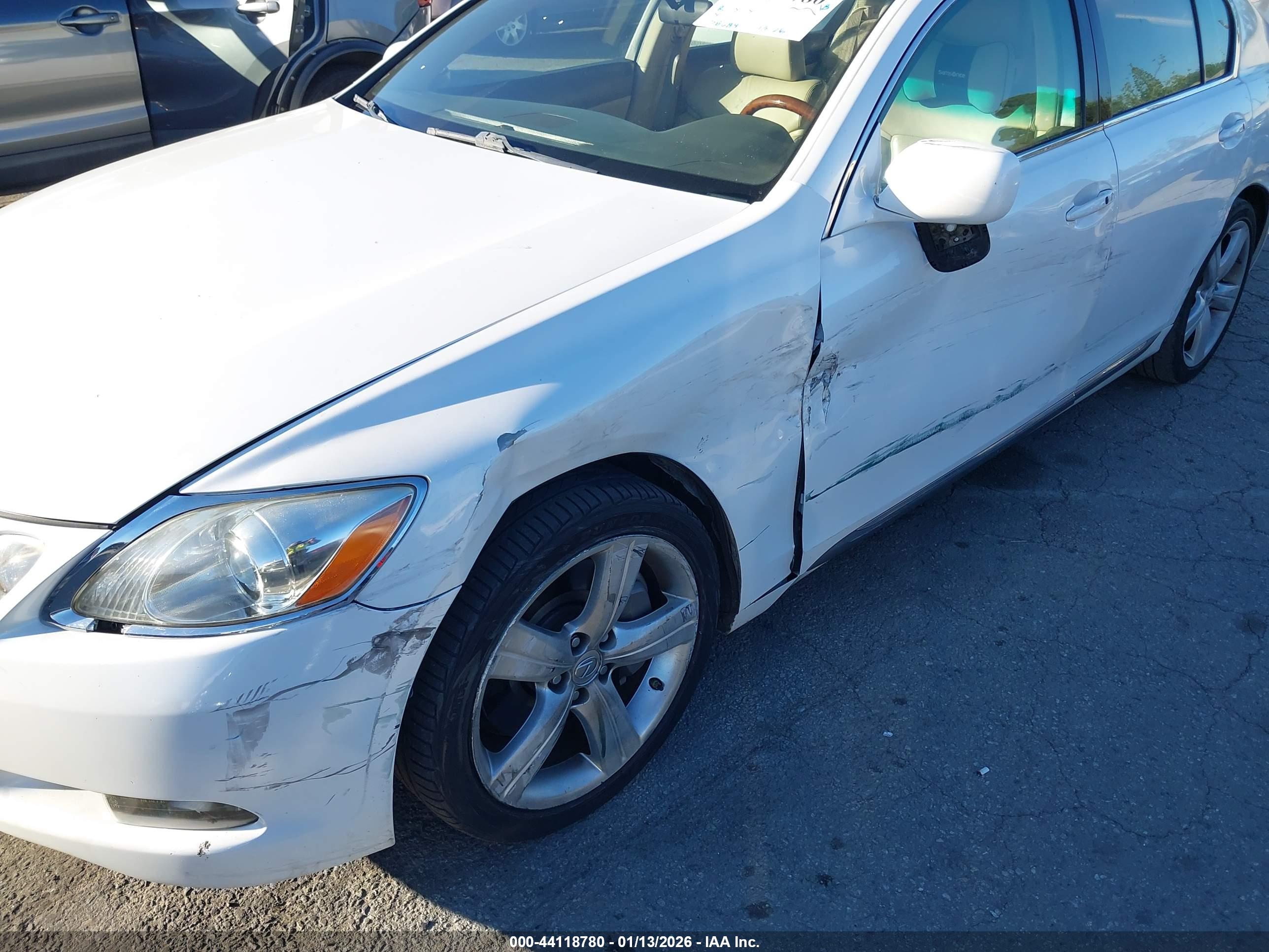 LEXUS GS image 6