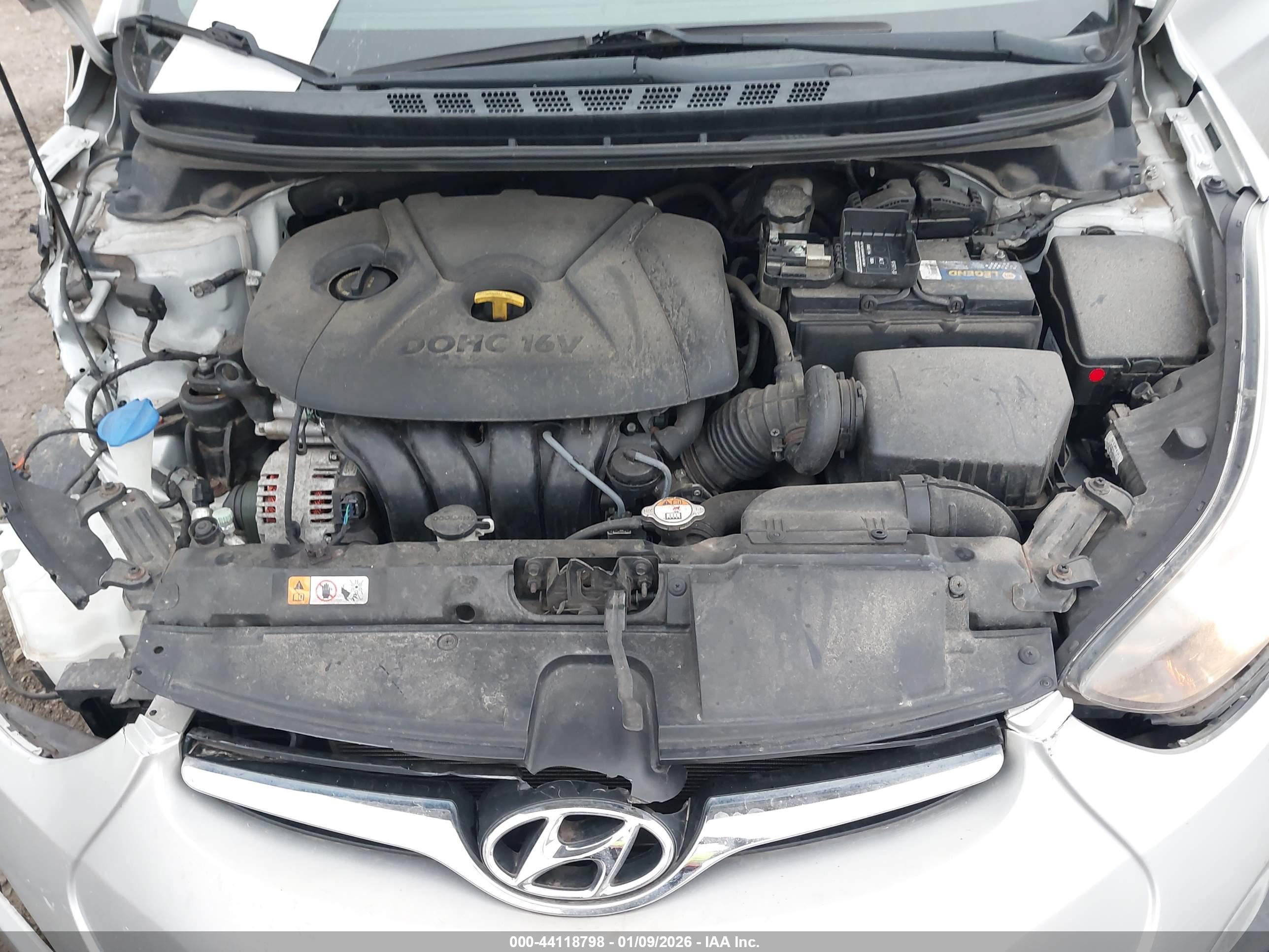 HYUNDAI ELANTRA image 10