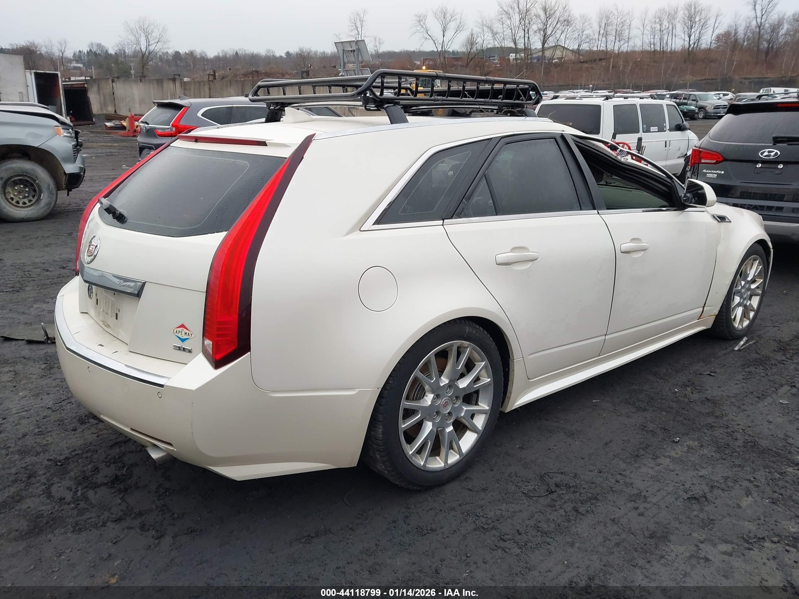 CADILLAC CTS image 4