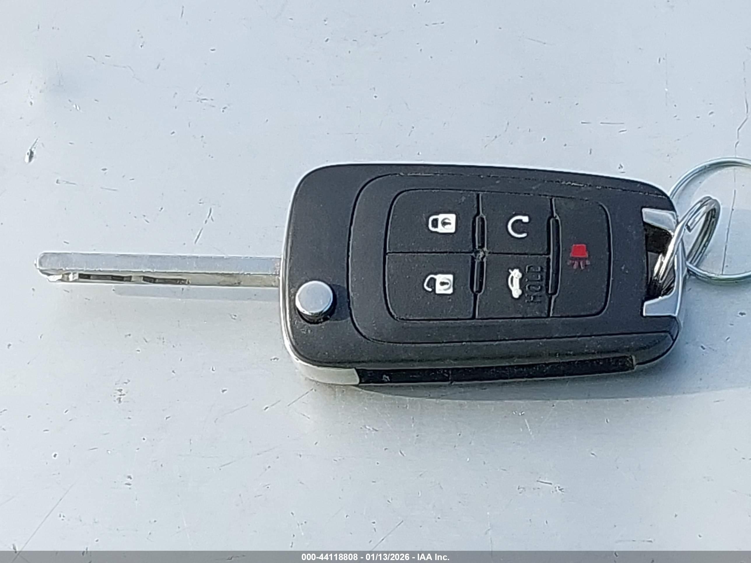 CHEVROLET EQUINOX image 11