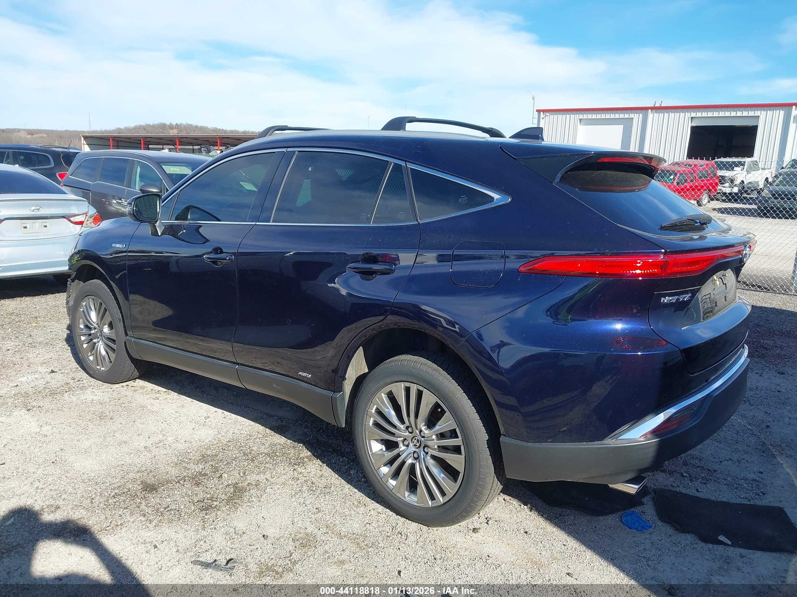 TOYOTA VENZA image 3