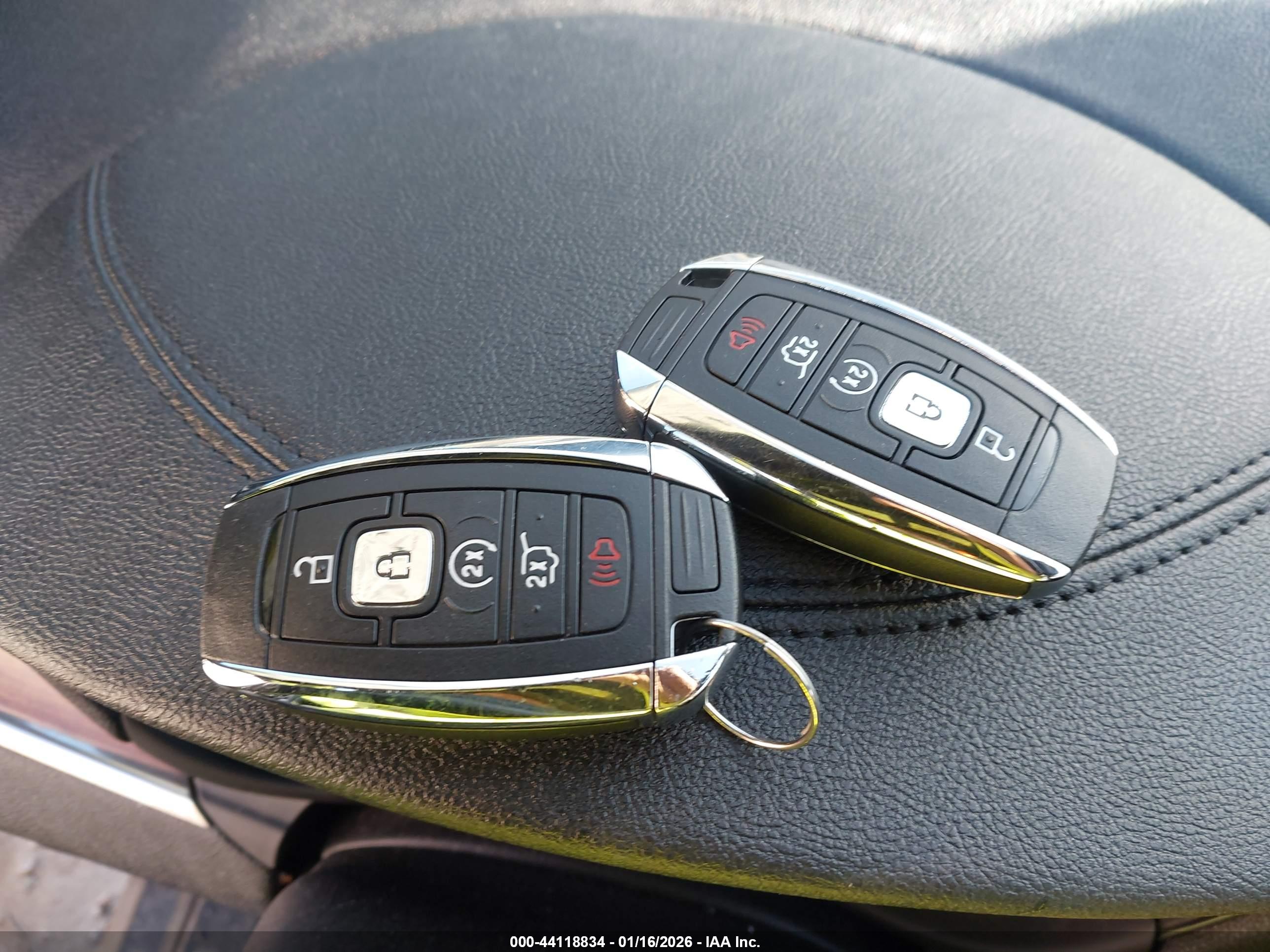 LINCOLN MKC image 11