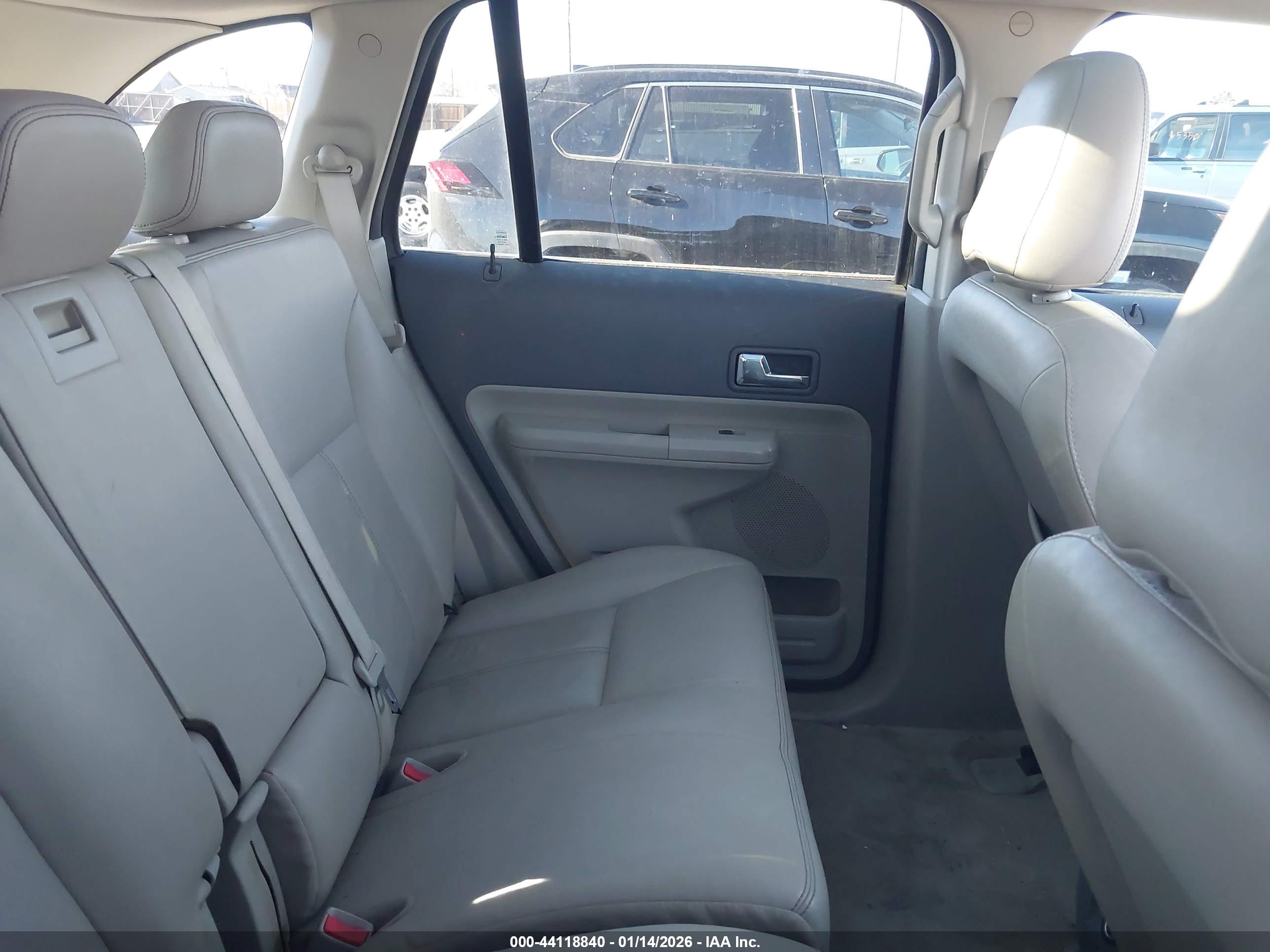 FORD EDGE image 8