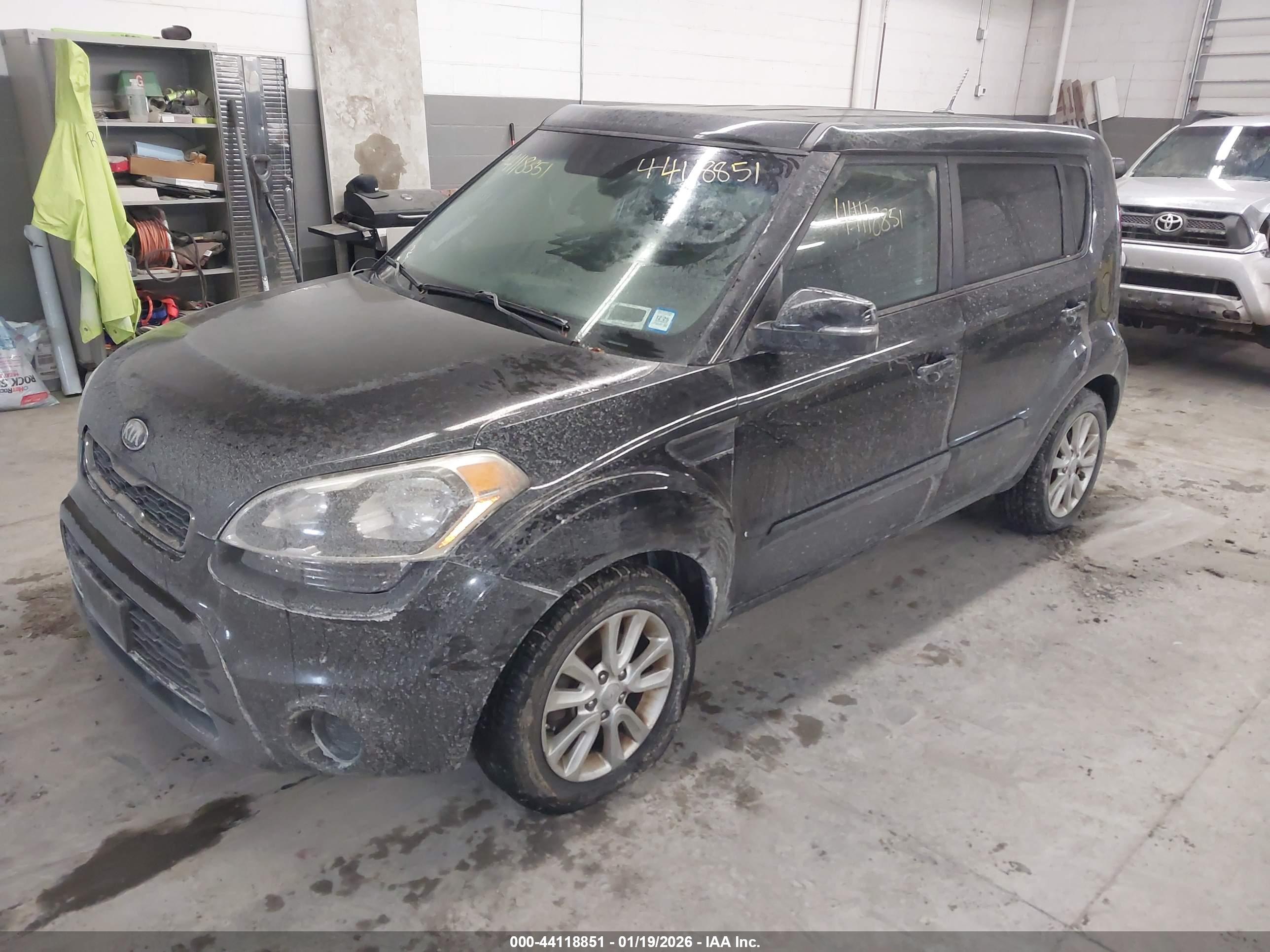 KIA SOUL image 2