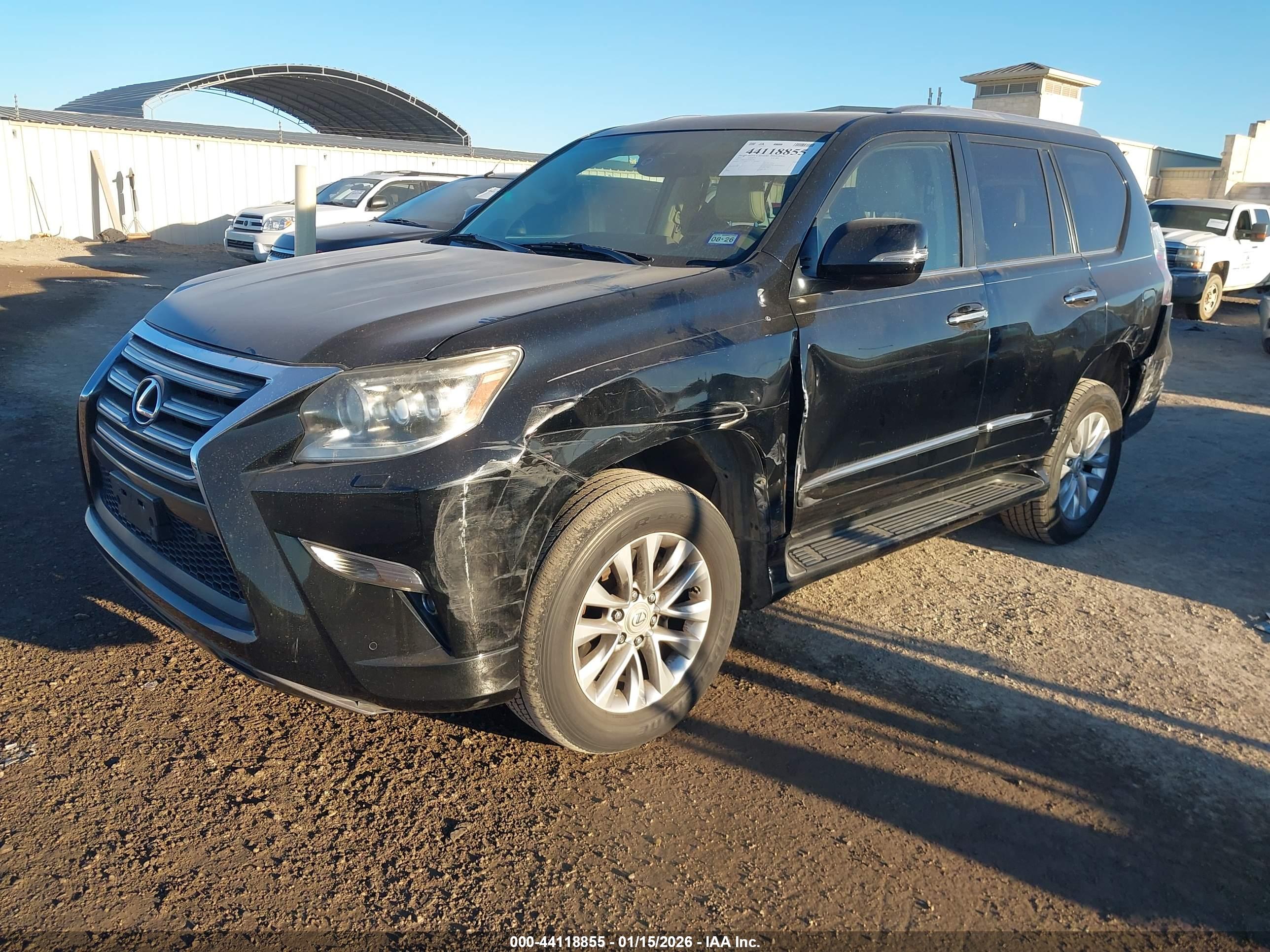 LEXUS GX image 2