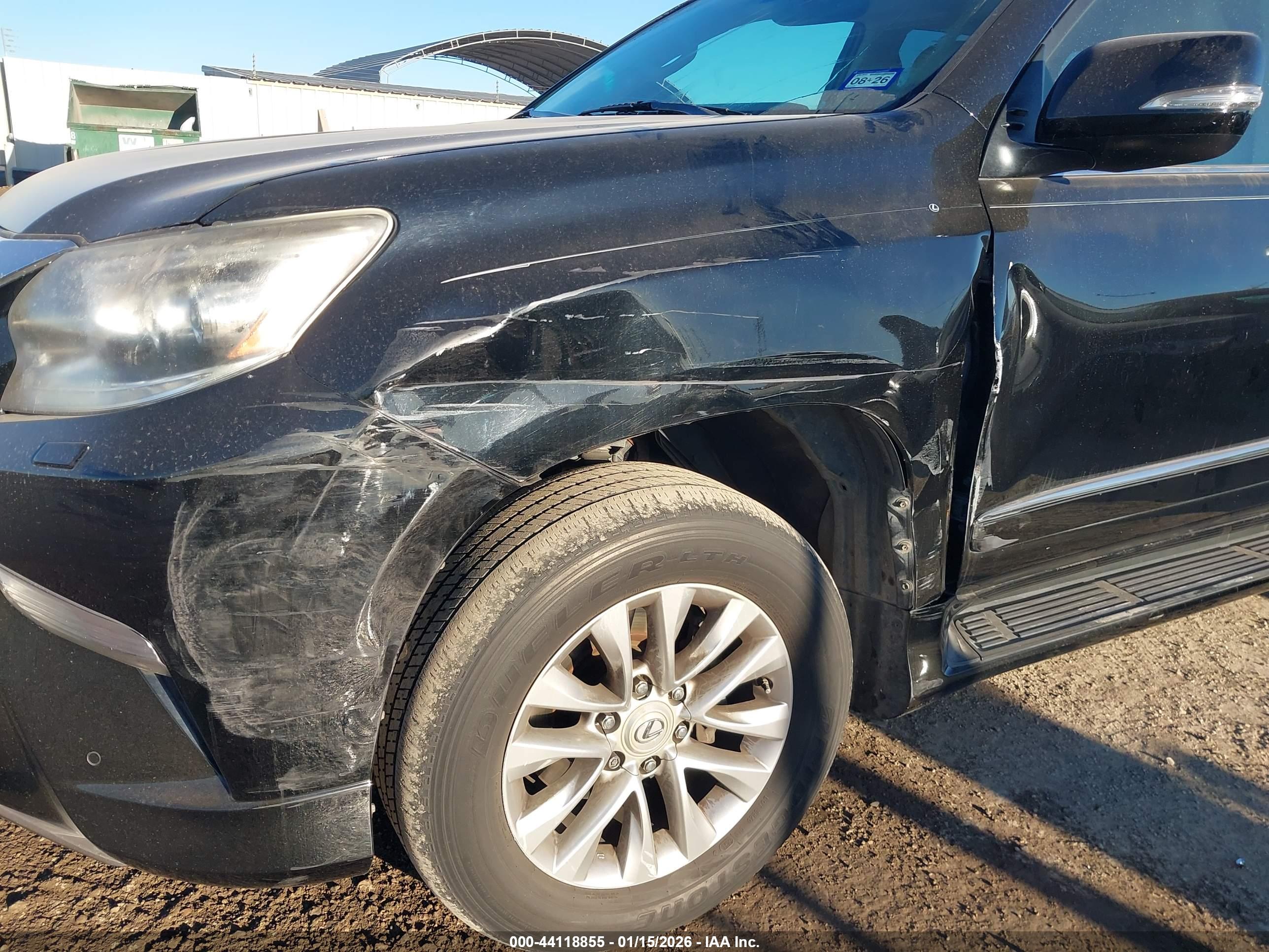 LEXUS GX image 6