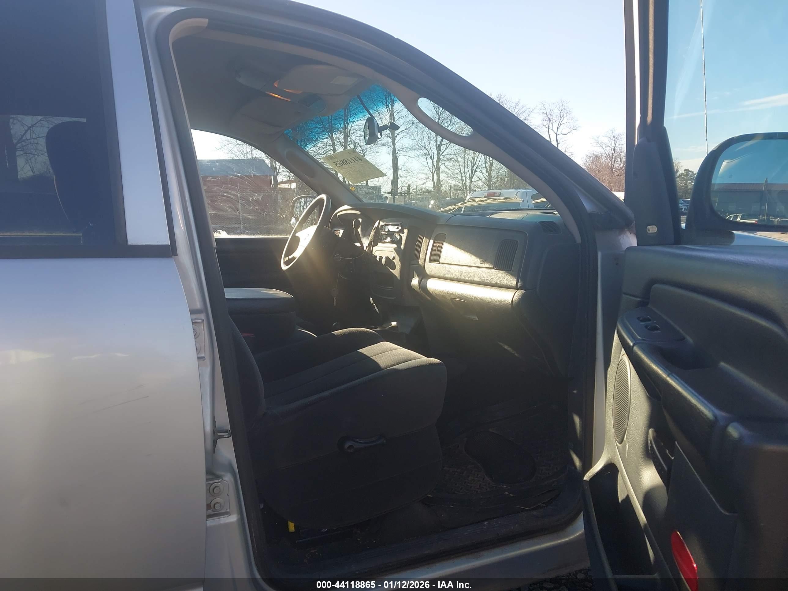 DODGE RAM image 5