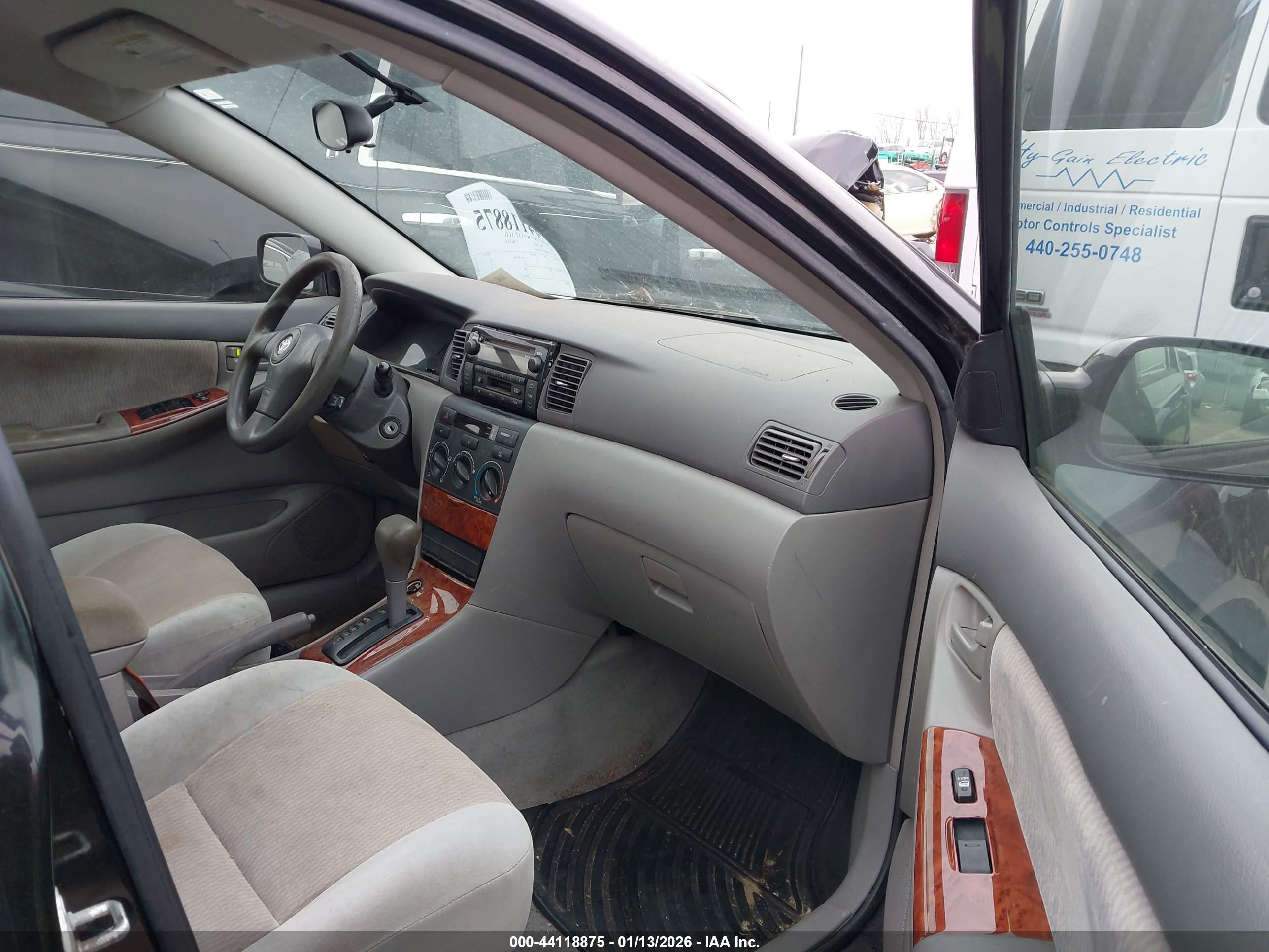 TOYOTA COROLLA image 5