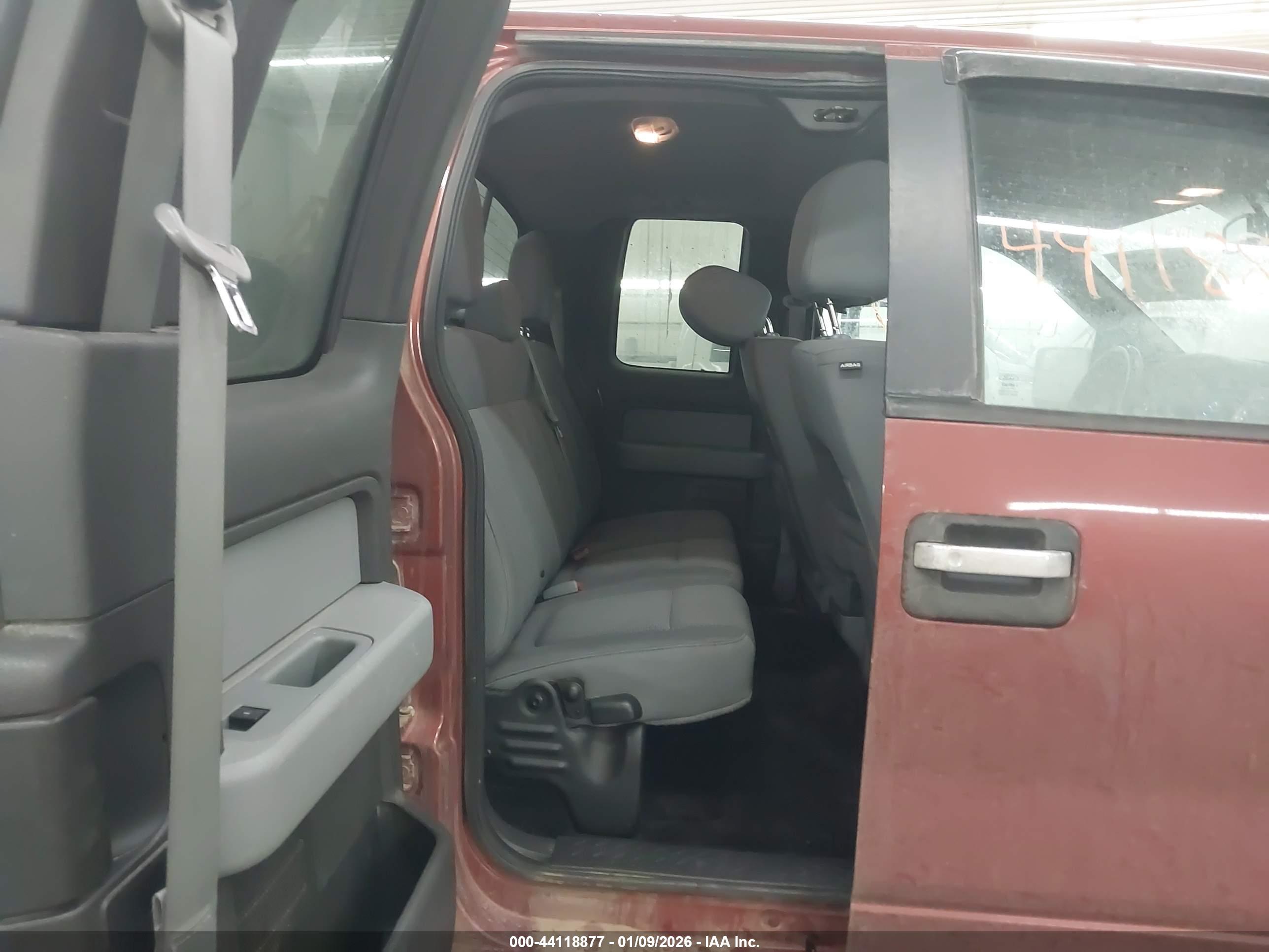 FORD F-150 image 8